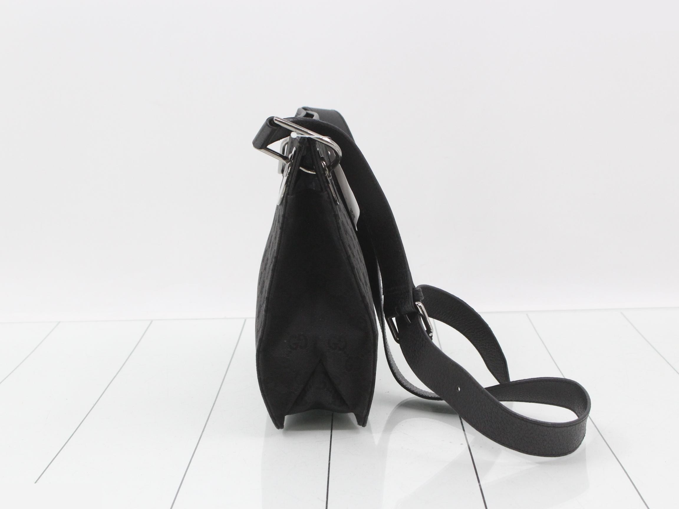 GG Canvas (Bag) - Shoulder Bag — view 4
