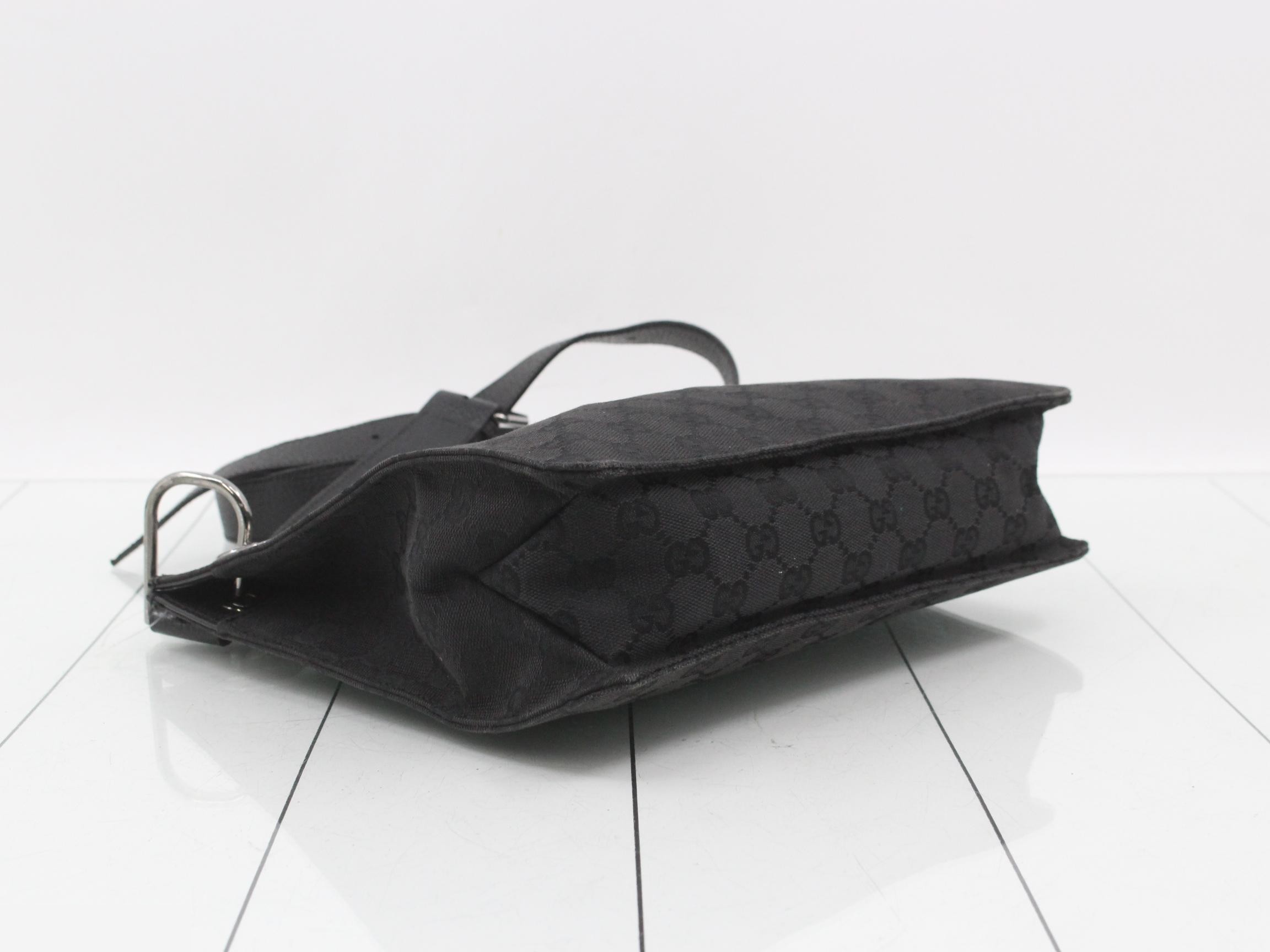 GG Canvas (Bag) - Shoulder Bag — view 5