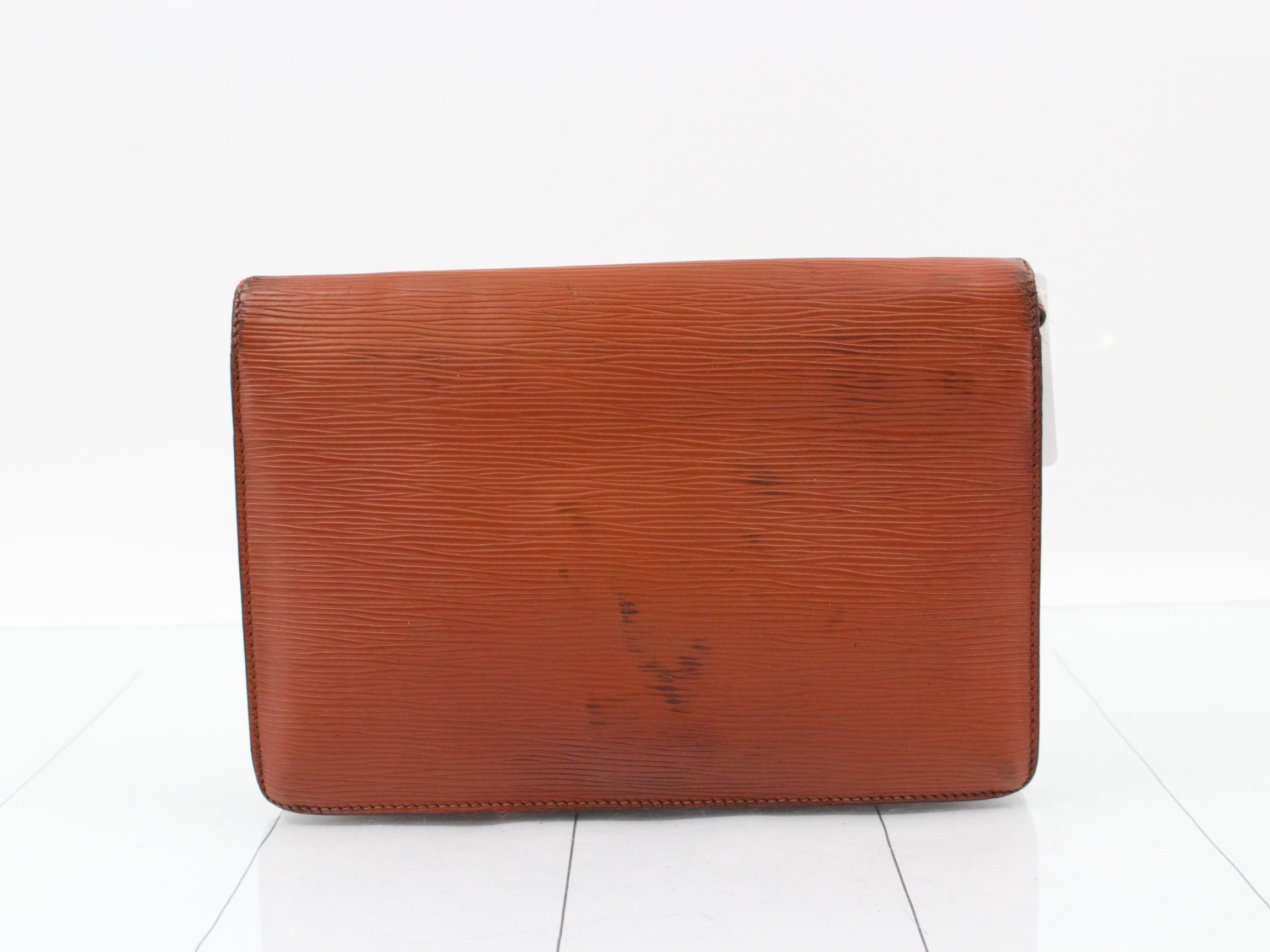Epi Serie Dragonne Kenyan Brown Second Bag — view 2