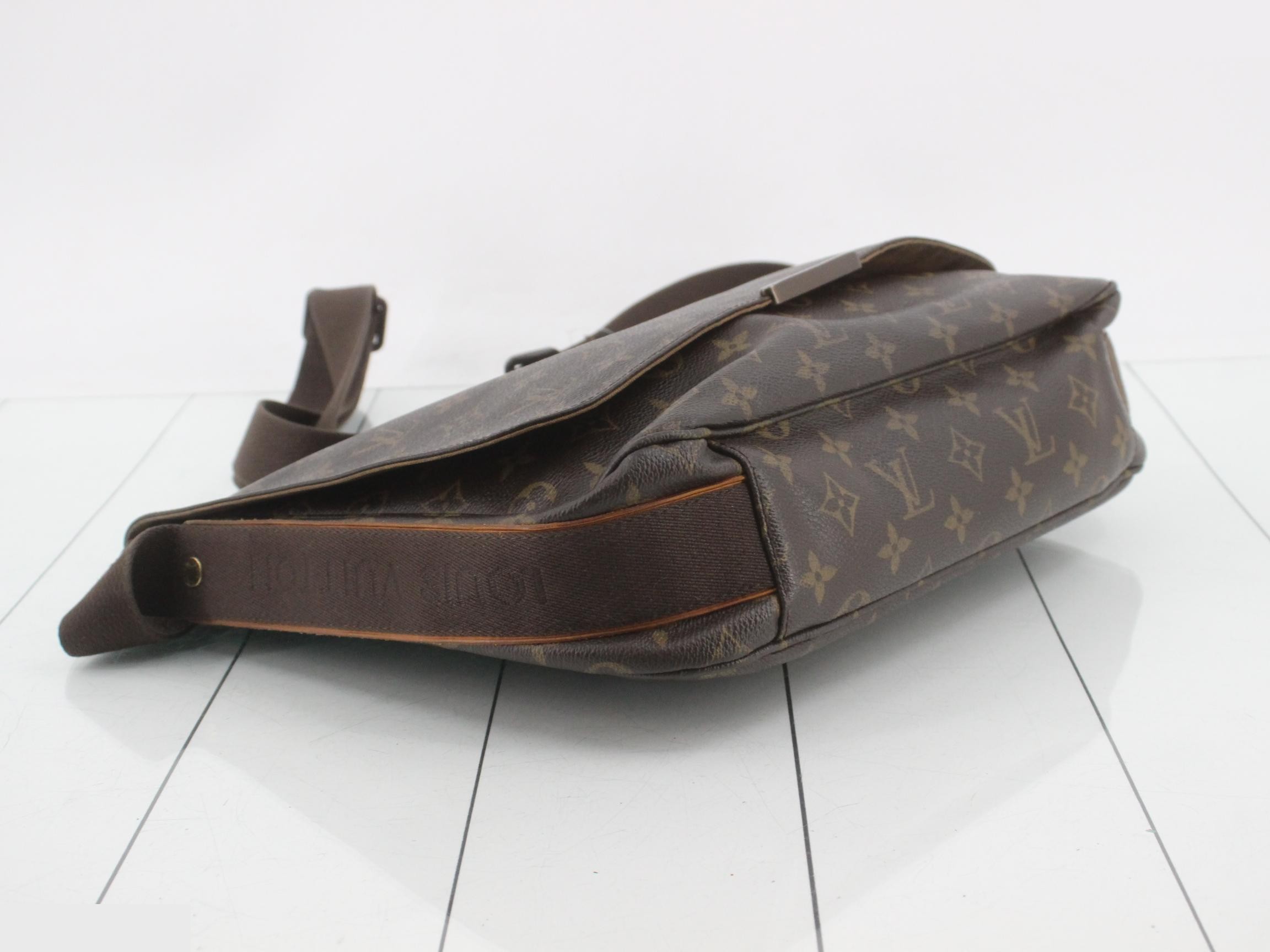 Messenger MM Bobour Monogram — view 5