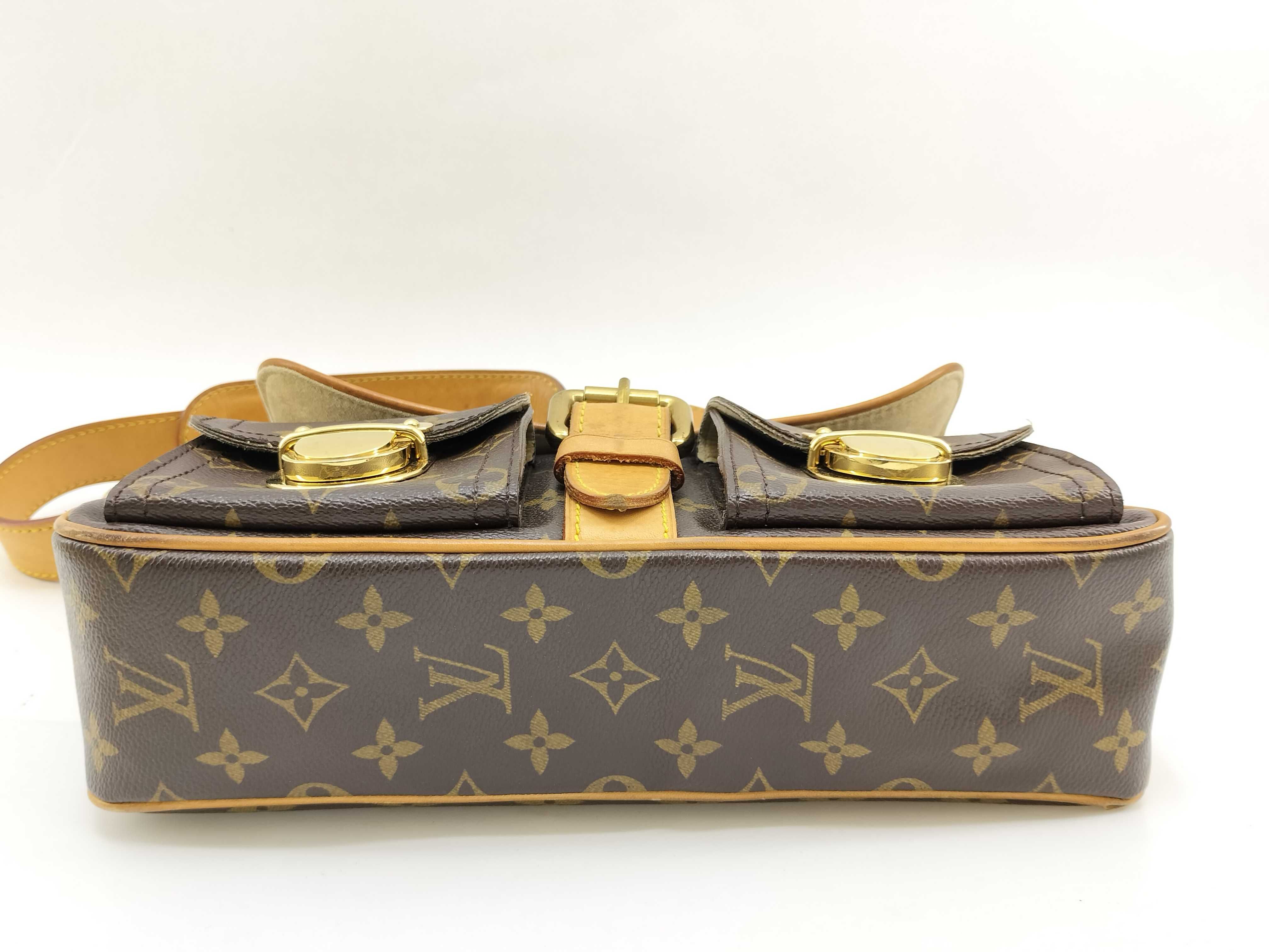 Monogram Louis Vuitton Monogram Hudson Bag M40027 5 Shoulder Bag — view 3