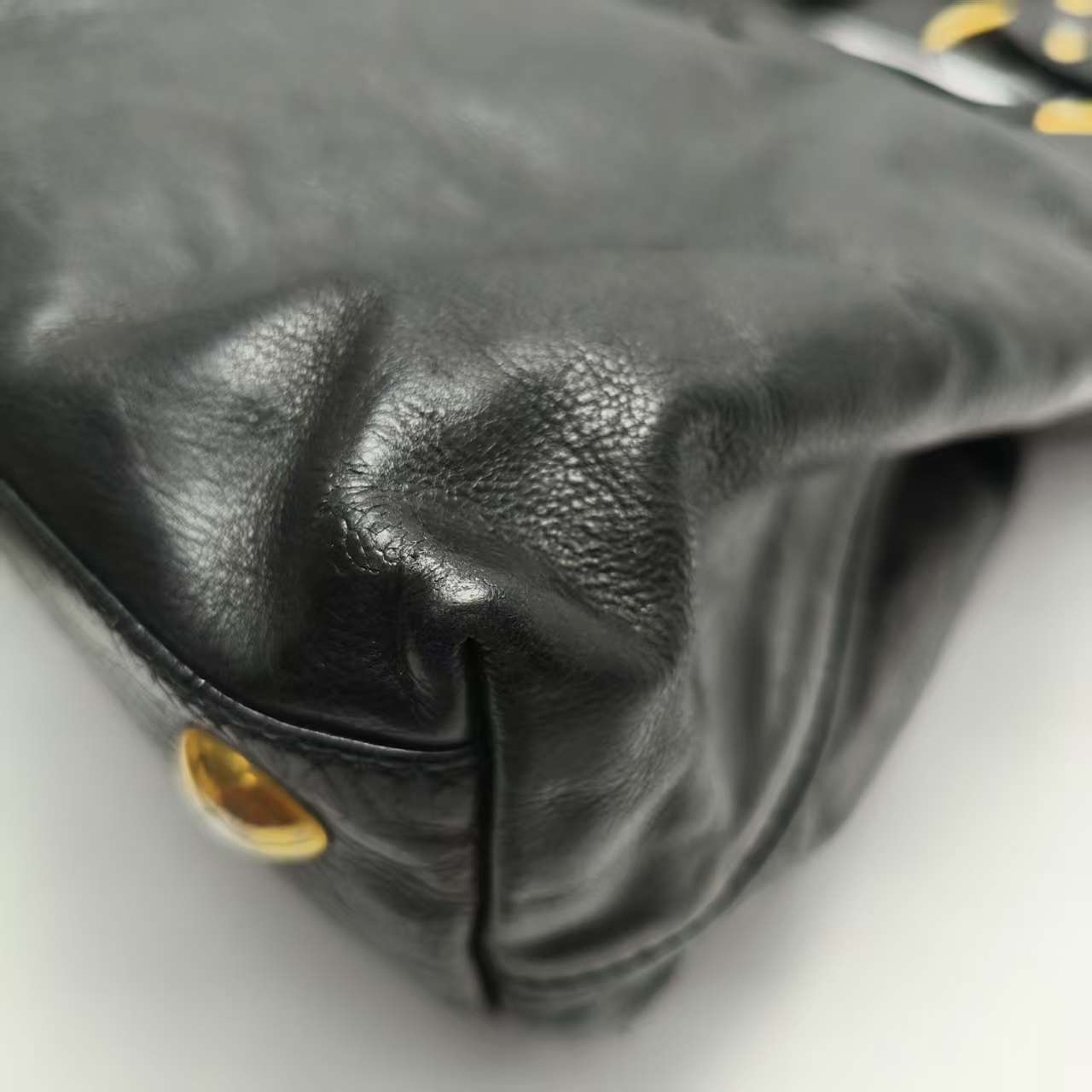 【*Shipped from: China*】Yves Saint Laurent Leather Handbag — view 4
