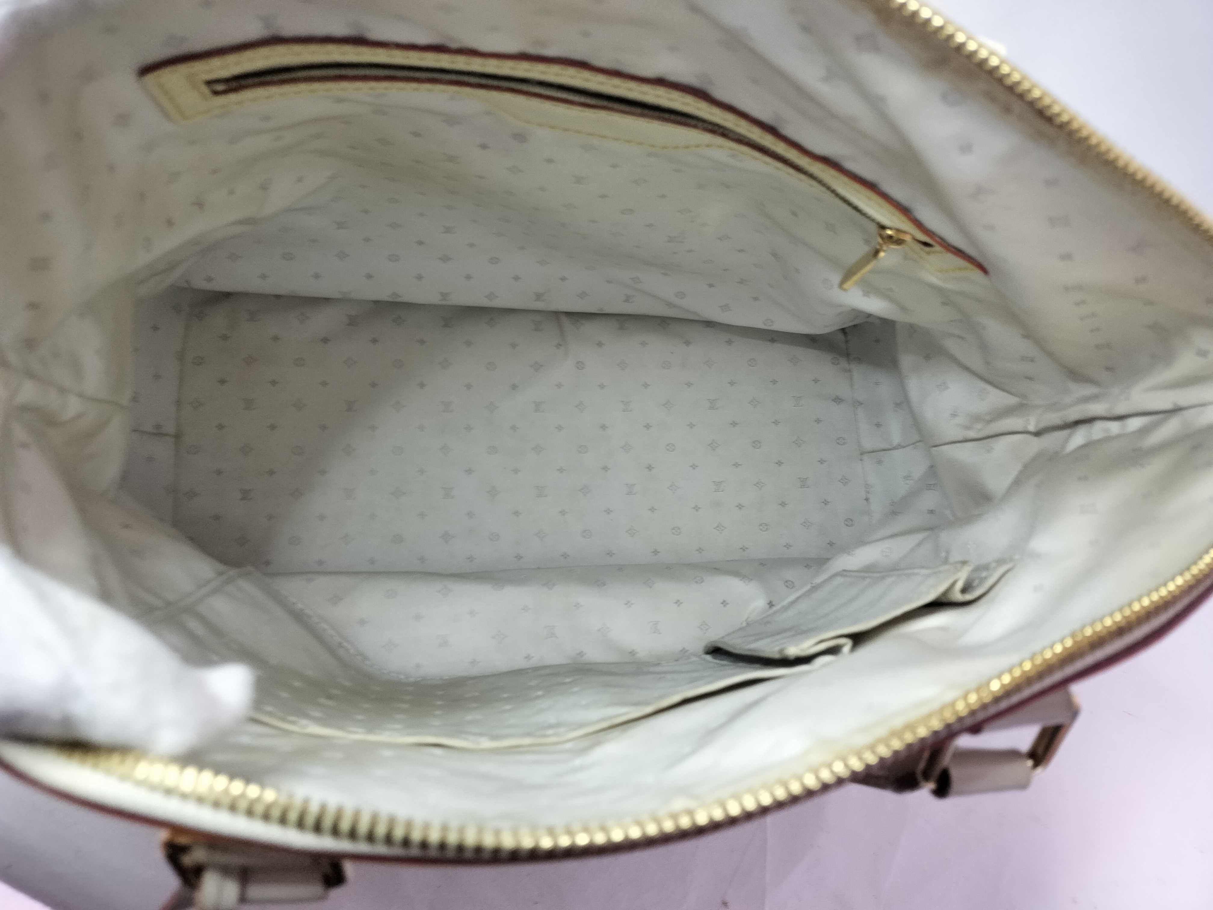 Suhali Lockit Handbag — view 15