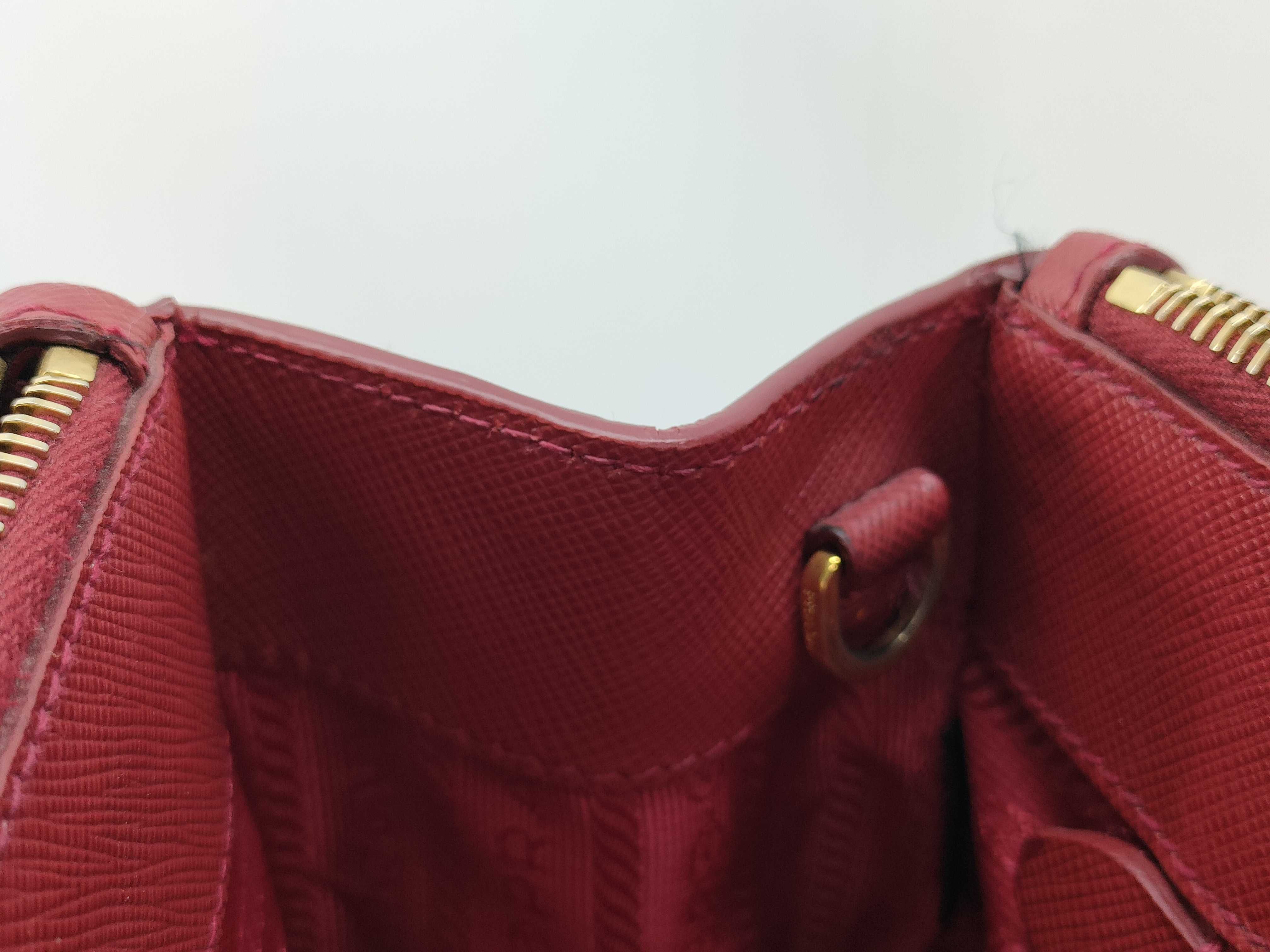 ID- Saffiano Lux Cow Skin 2-Way Handbag Red BN1801 #180 Handbag — view 11