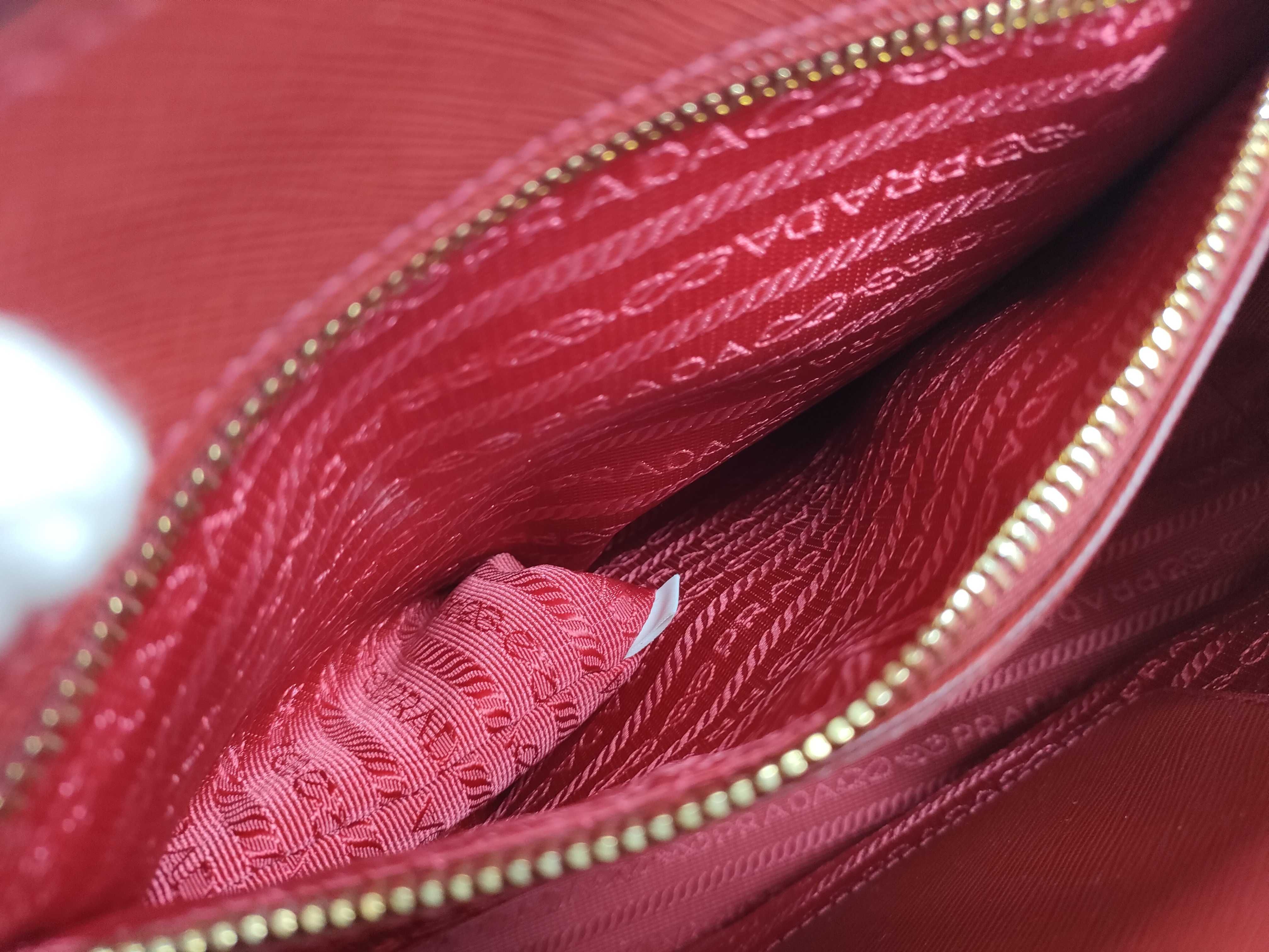 ID- Saffiano Lux Cow Skin 2-Way Handbag Red BN1801 #180 Handbag — view 9