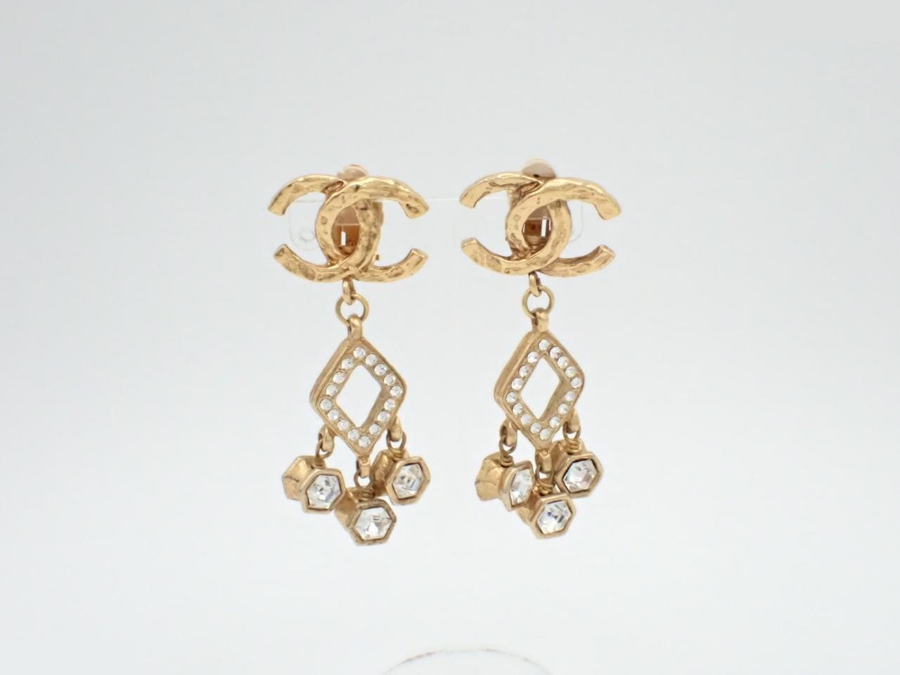 Vintage Classic (Precious Metal) Earrings