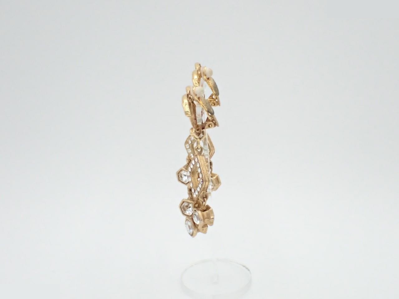 Vintage Classic (Precious Metal) Earrings — view 3