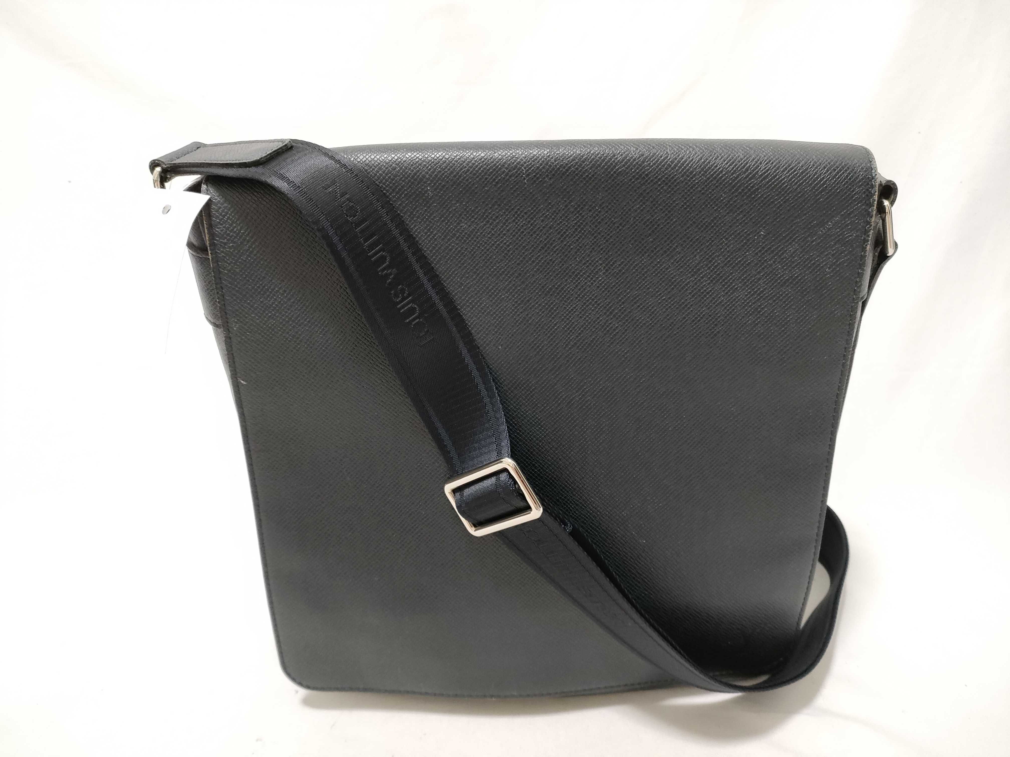Taiga Milo Shoulder Bag