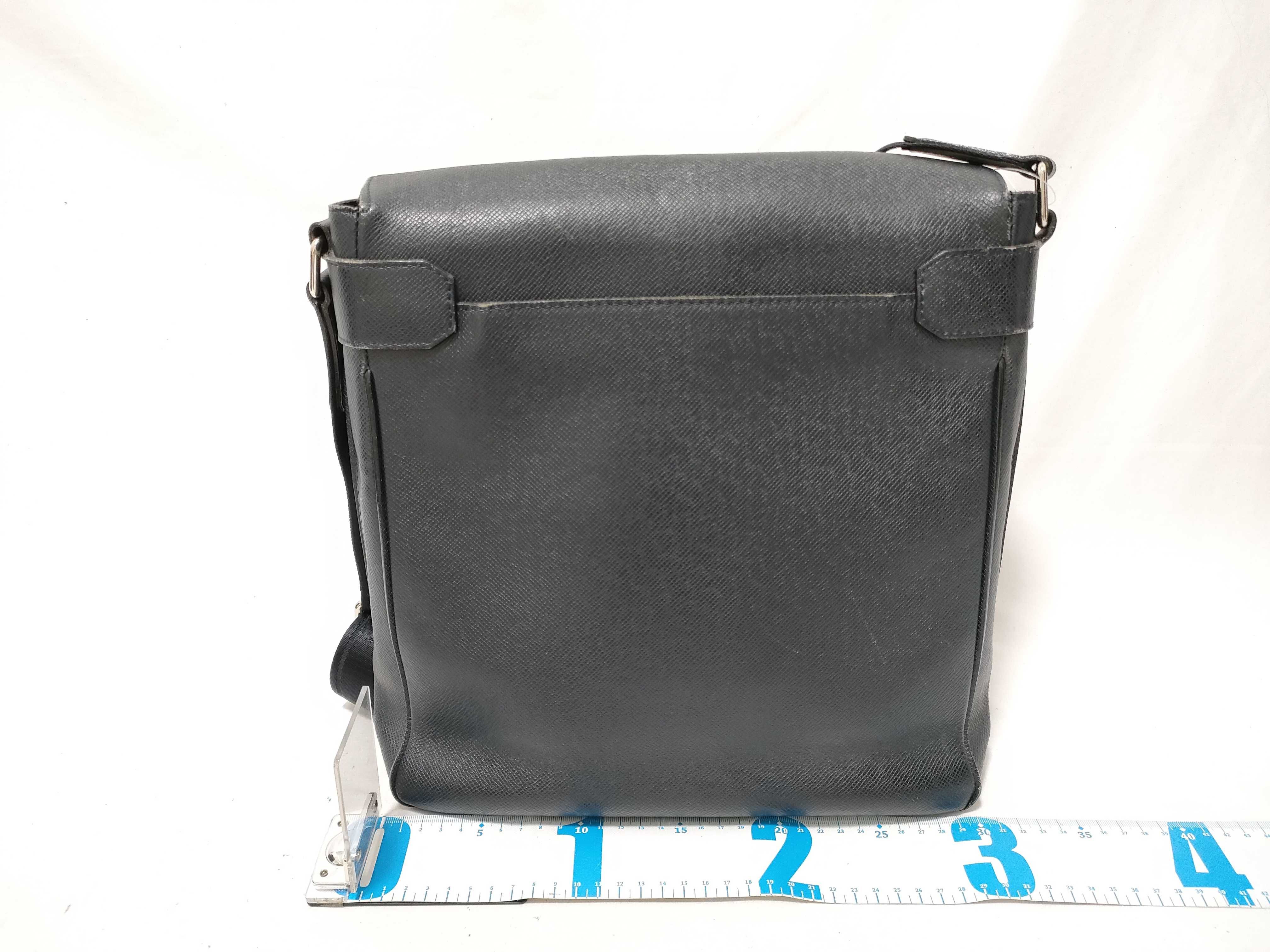 Taiga Milo Shoulder Bag — view 2