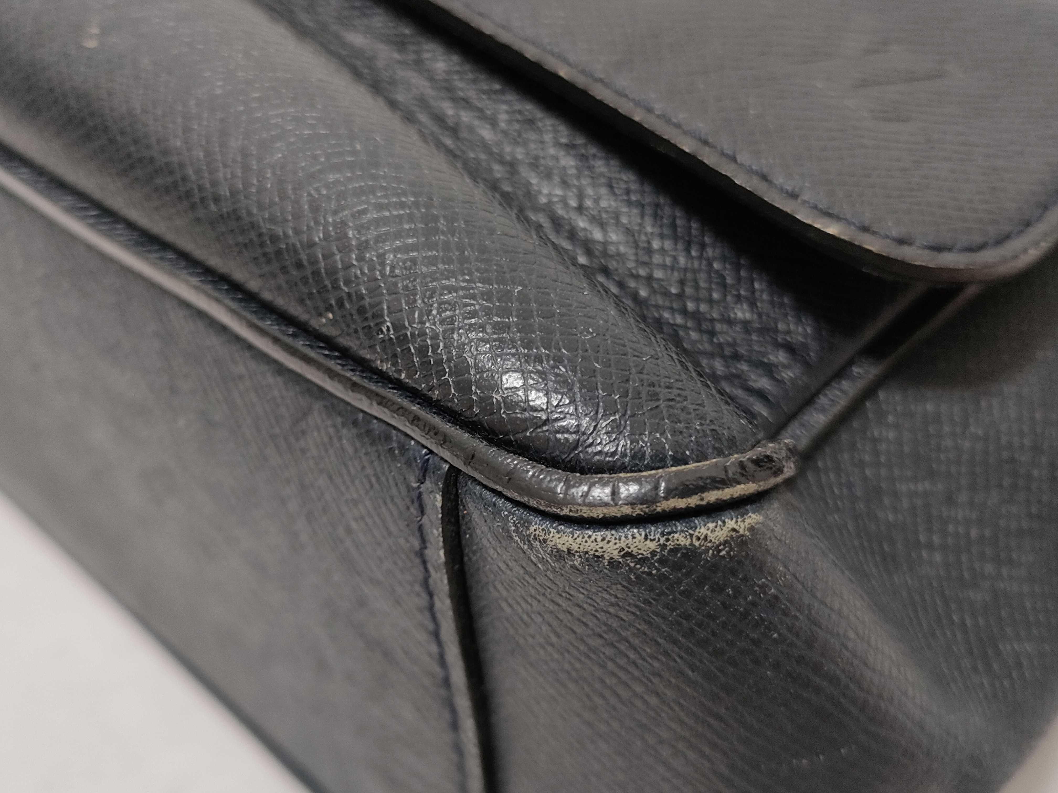 Taiga Milo Shoulder Bag — view 6