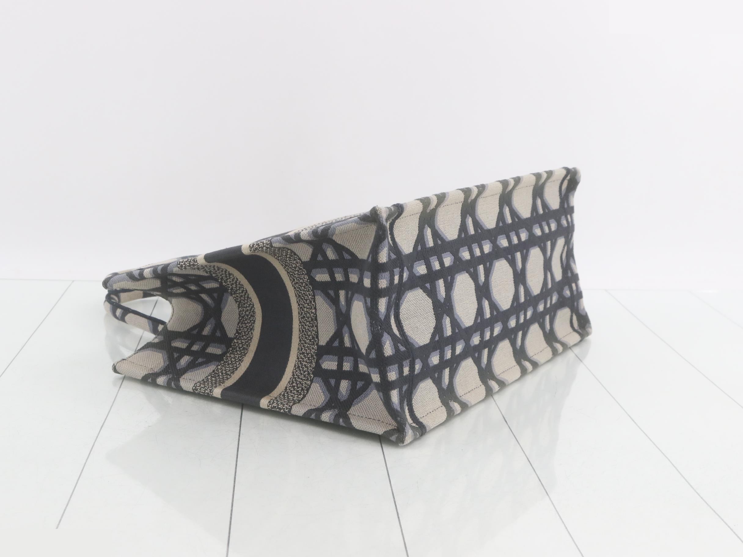 Book Tote — view 5