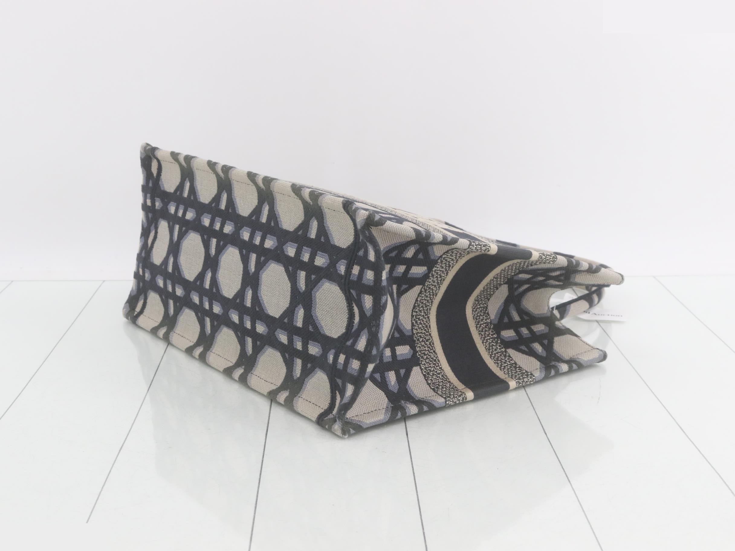Book Tote — view 6