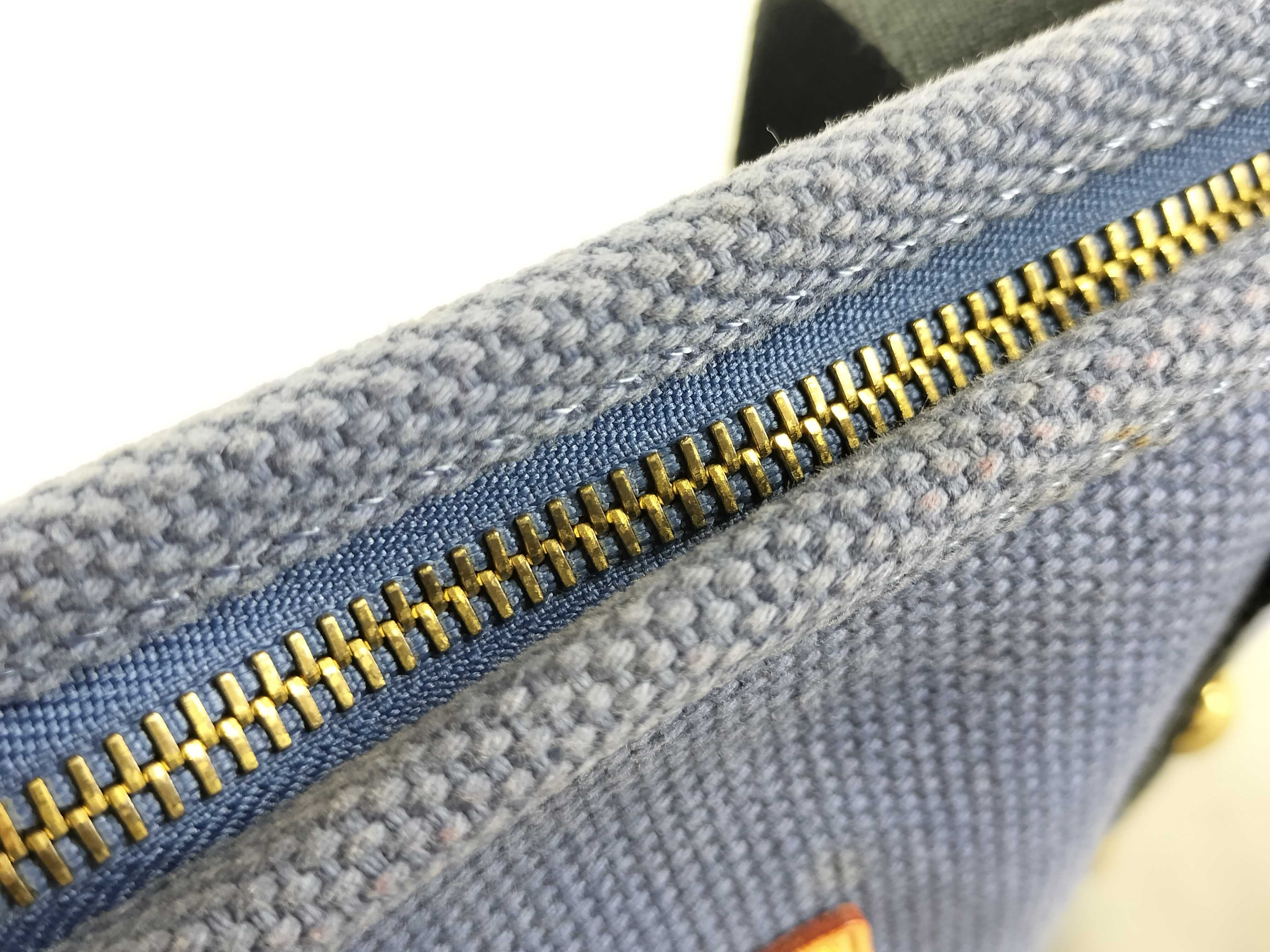 Antigua Vuitton Antigua Cabas Tote Bag — view 8