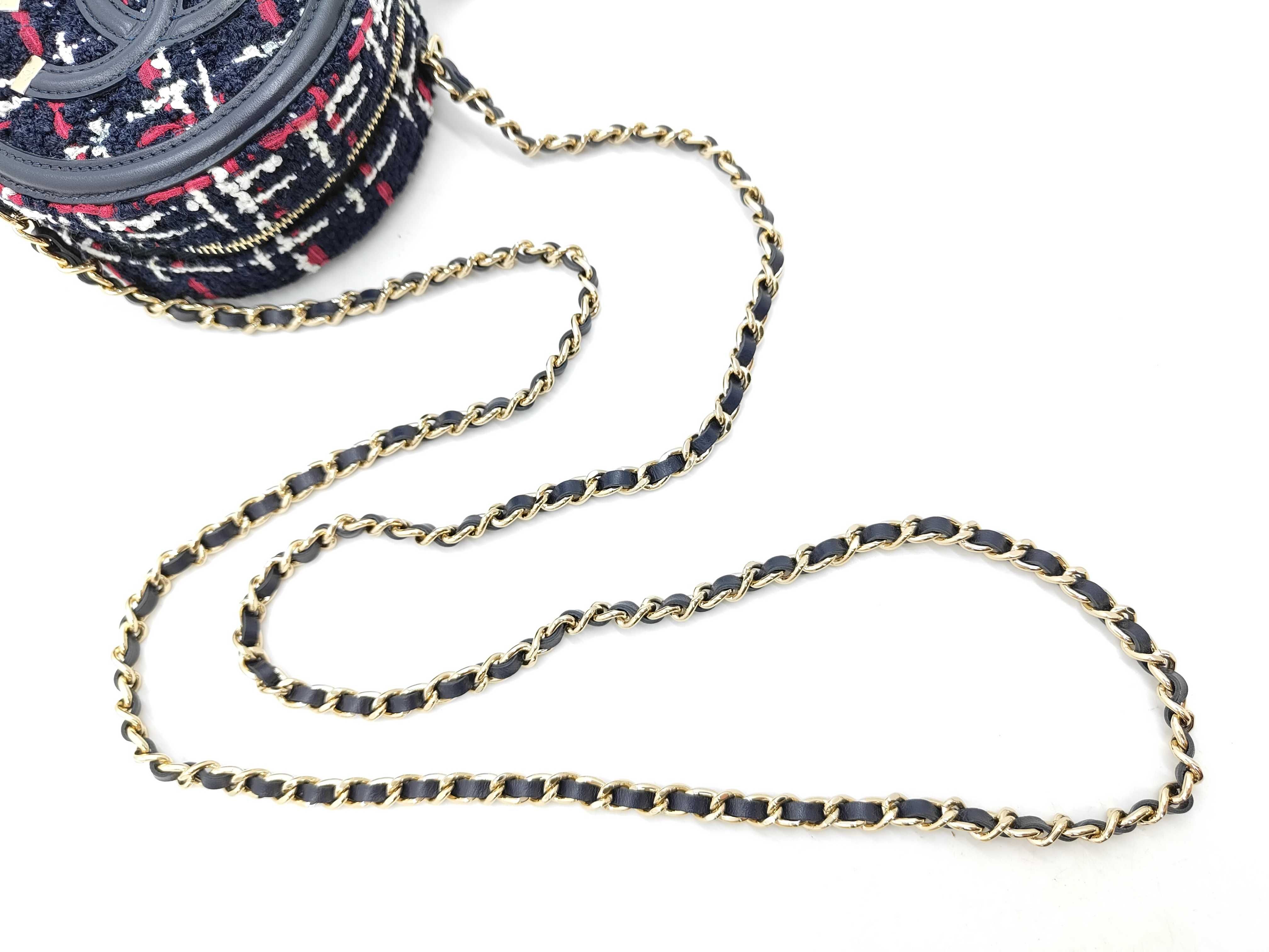 Round Chain Shoulder Bag Navy Tweed Red White Gold Hardware Shoulder Bag — view 3