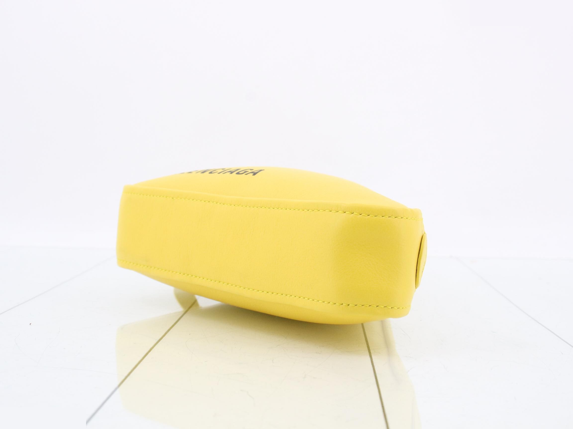 Other lines: Bags and clutches — view 3
