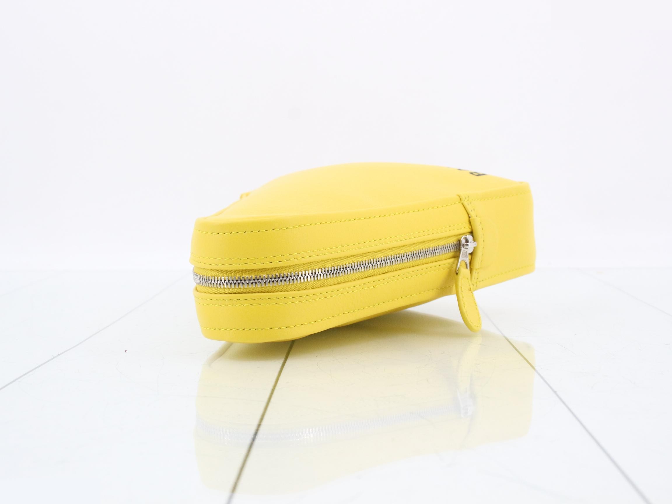Other lines: Bags and clutches — view 4