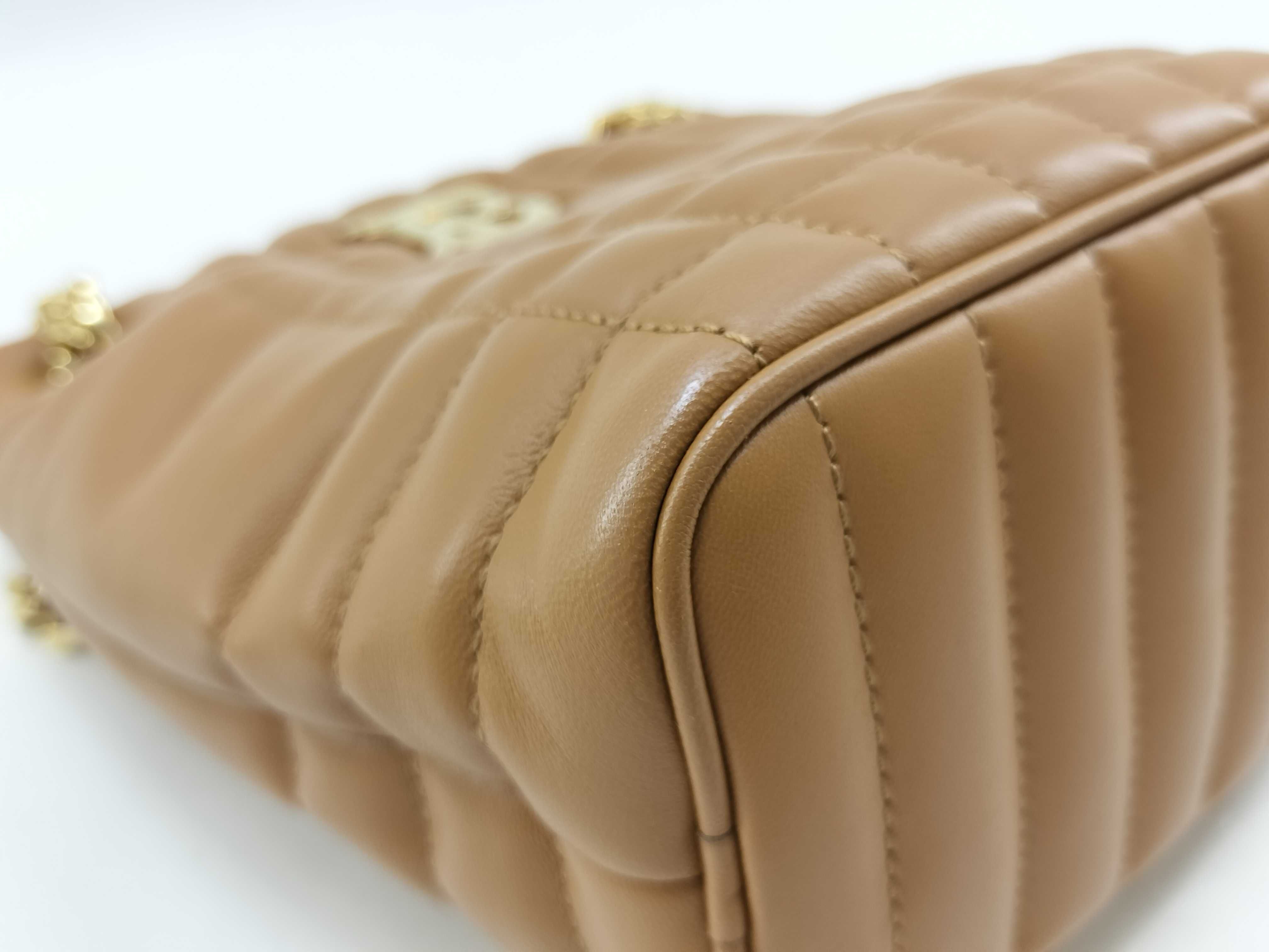 Quilted Lambskin Laura Quilted Baguette Bag Shoulder Bag — view 4