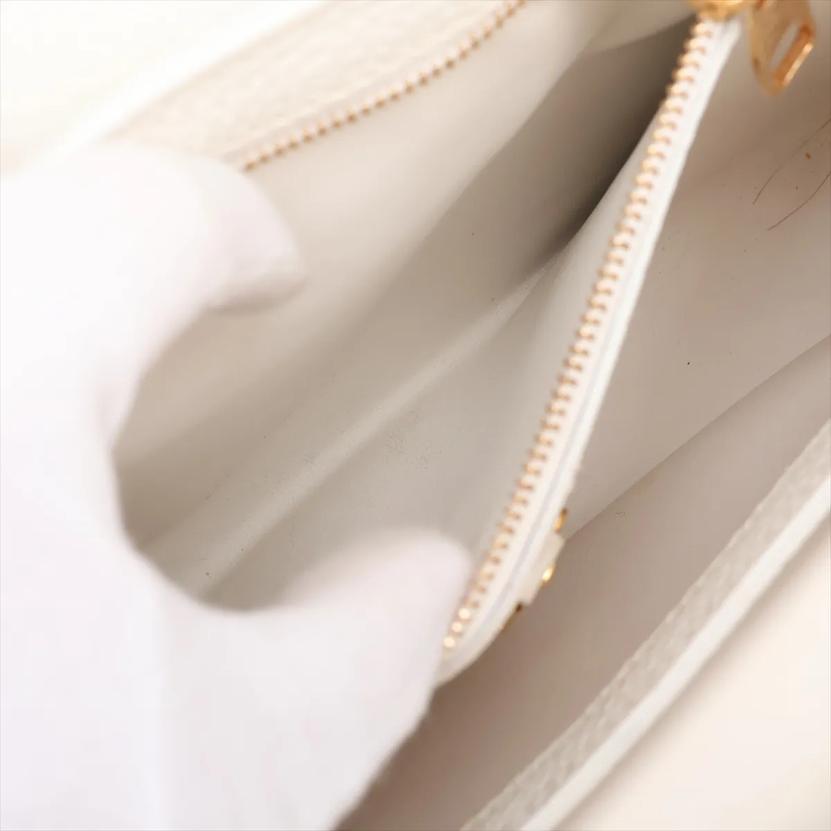 Parnasséa Capucines BB M54294 White (RFID detected) — view 10