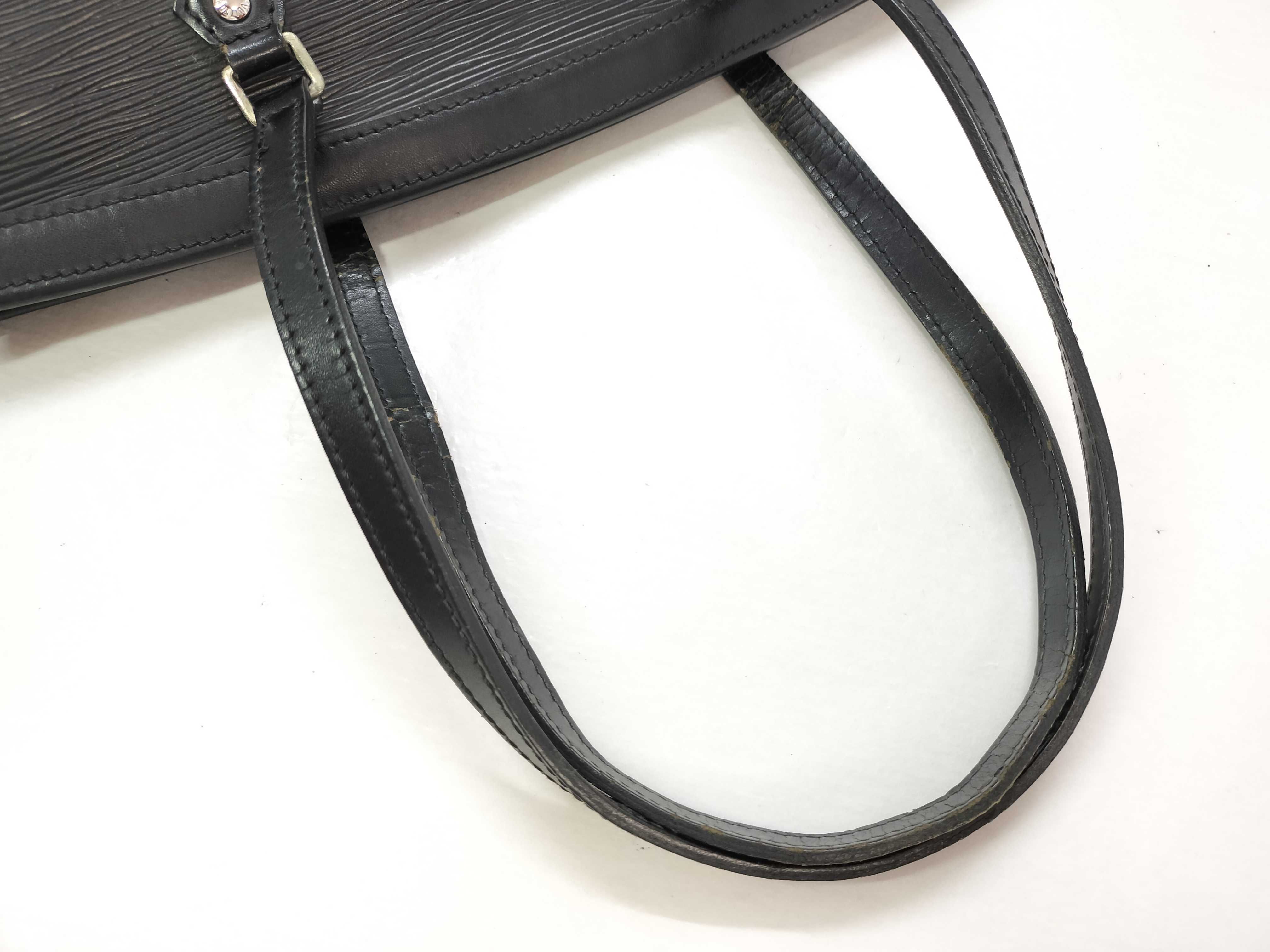 Epi LV Epi Madeleine PM M59332 Black Handbag — view 3