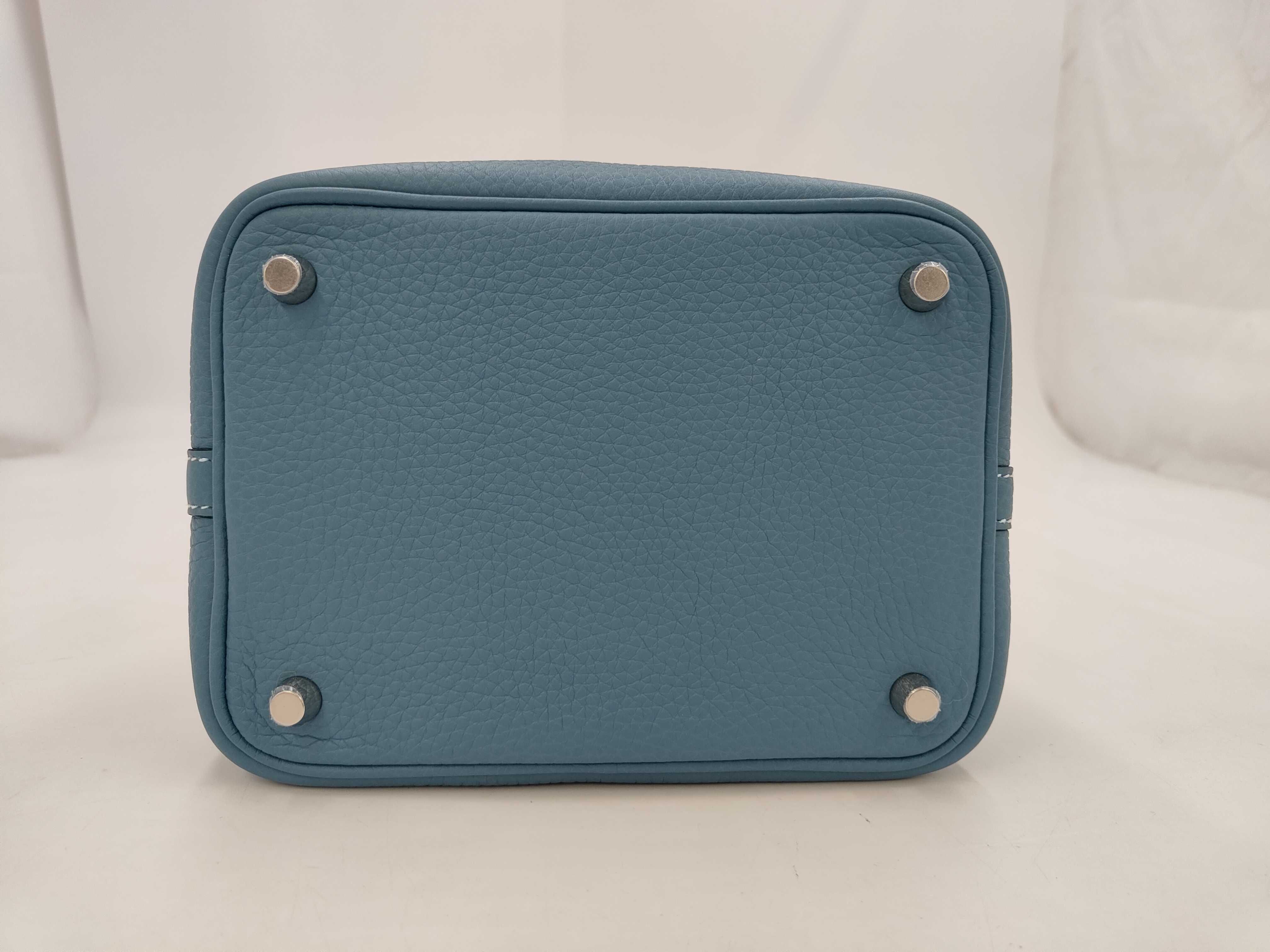Picotin Lock 18 New Blue Jean Taurillon Clemence Leather Silver Hardware K Stamp Handbag — view 3