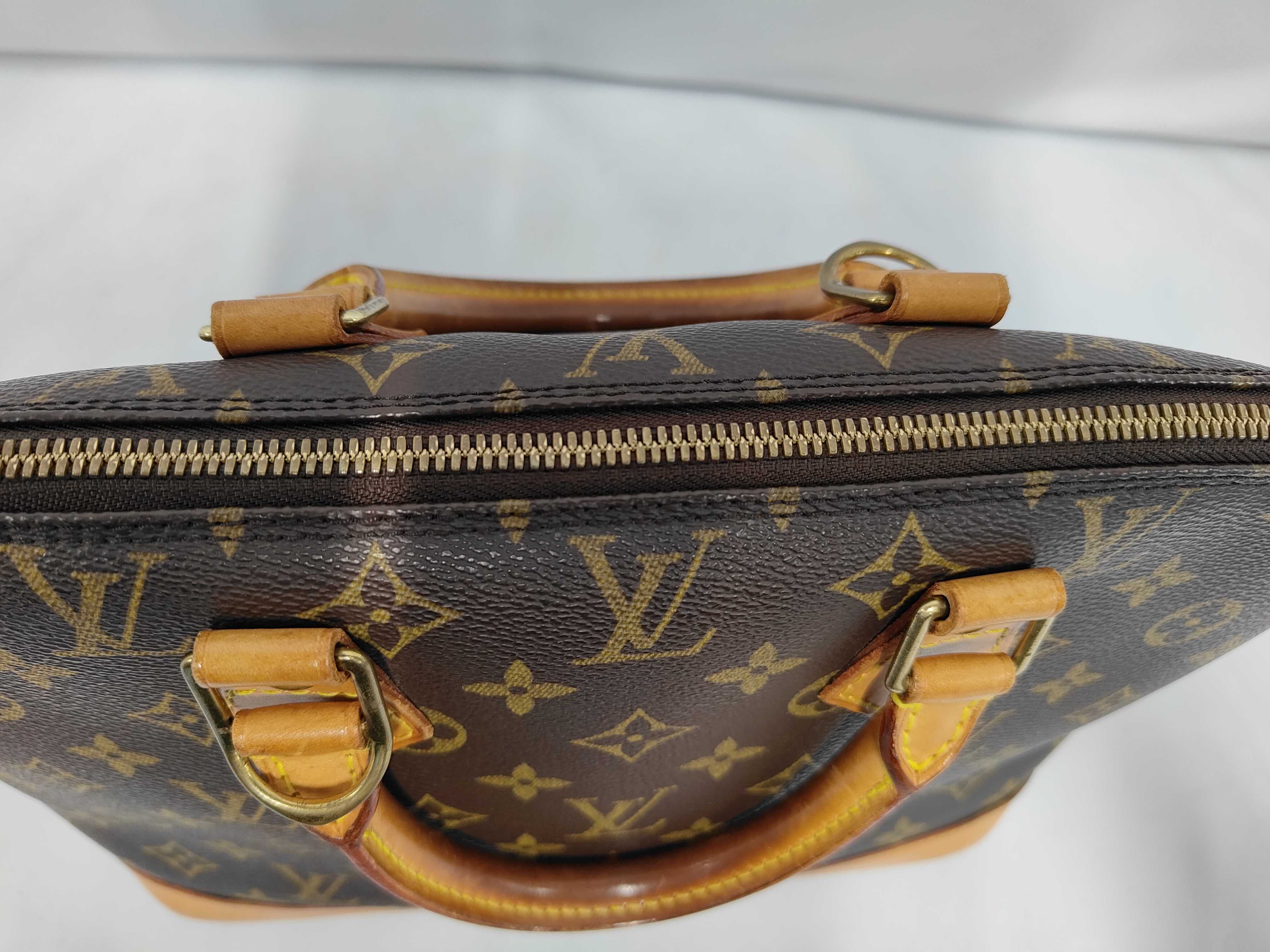 Alma Monogram Handbag FL1001 Handbag — view 8