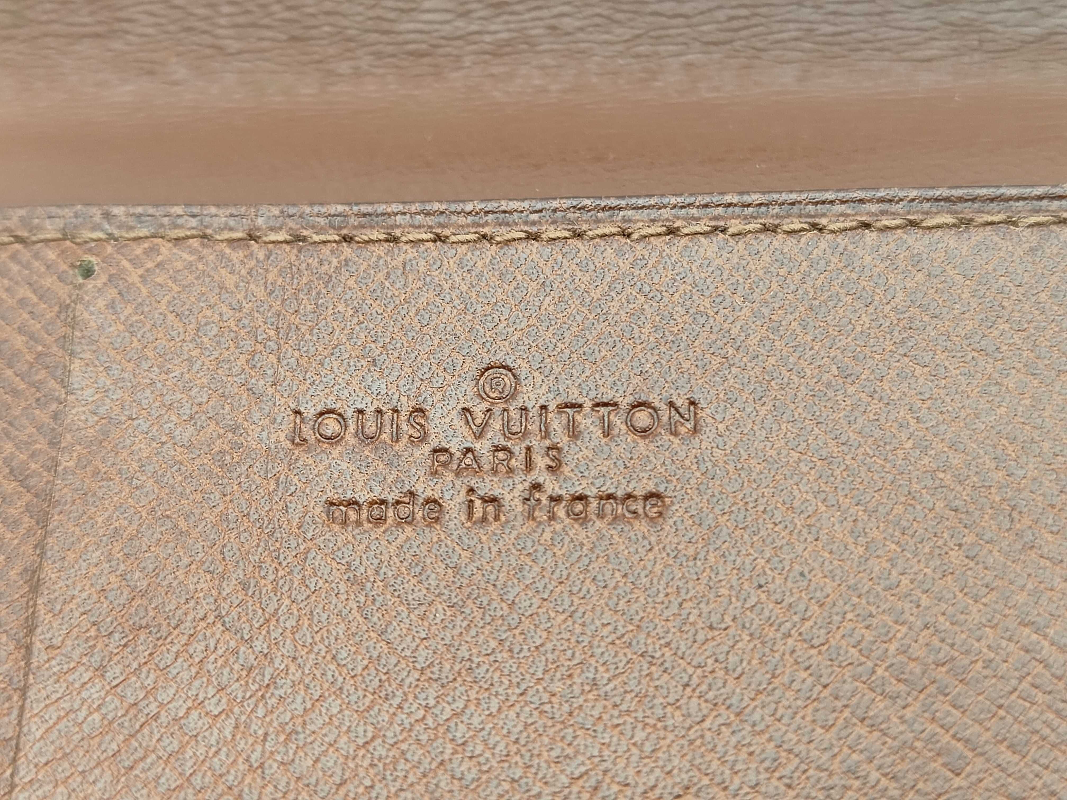 wallet — view 6