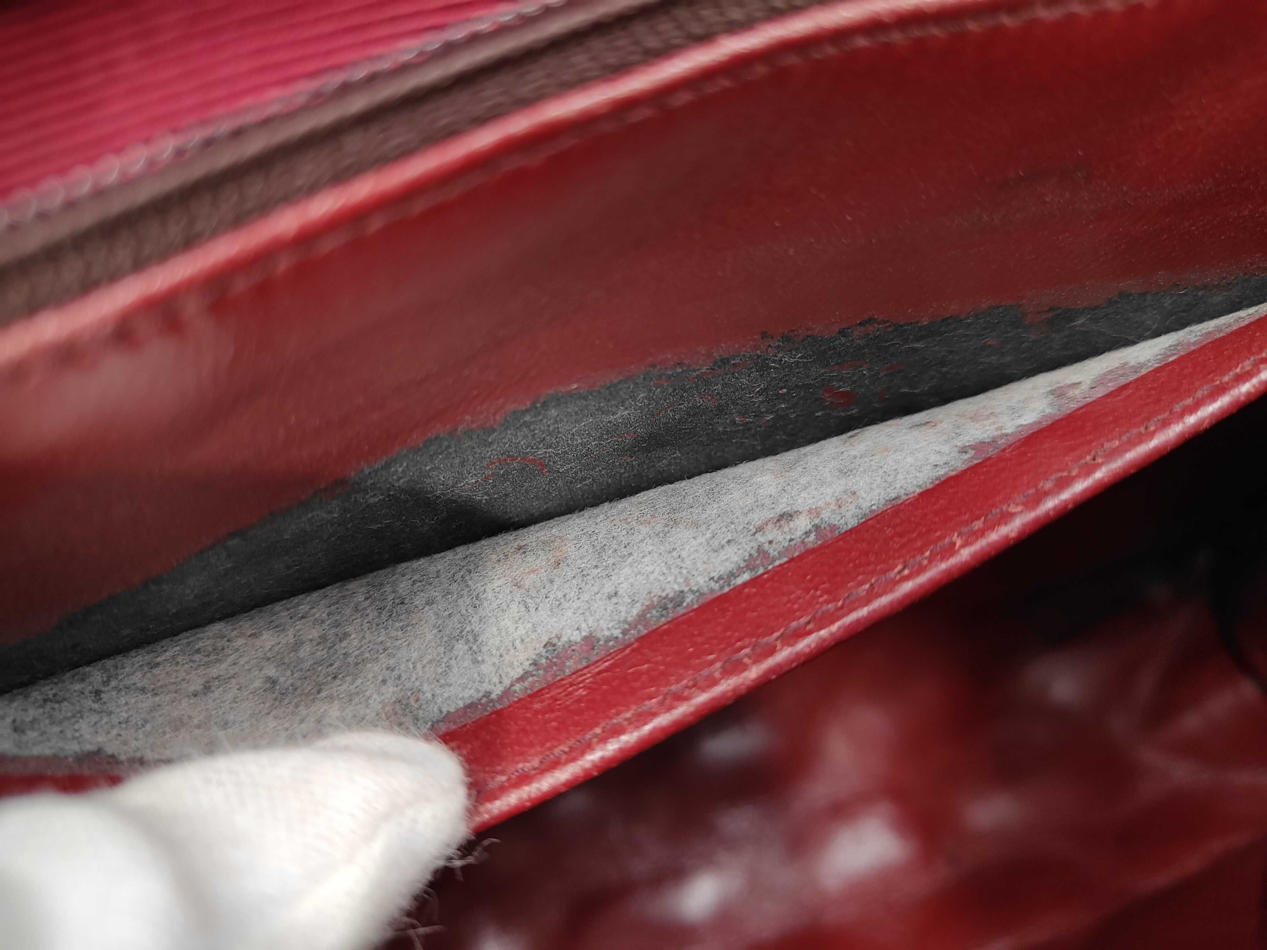 Matelassé Chain Shoulder Bag — view 15