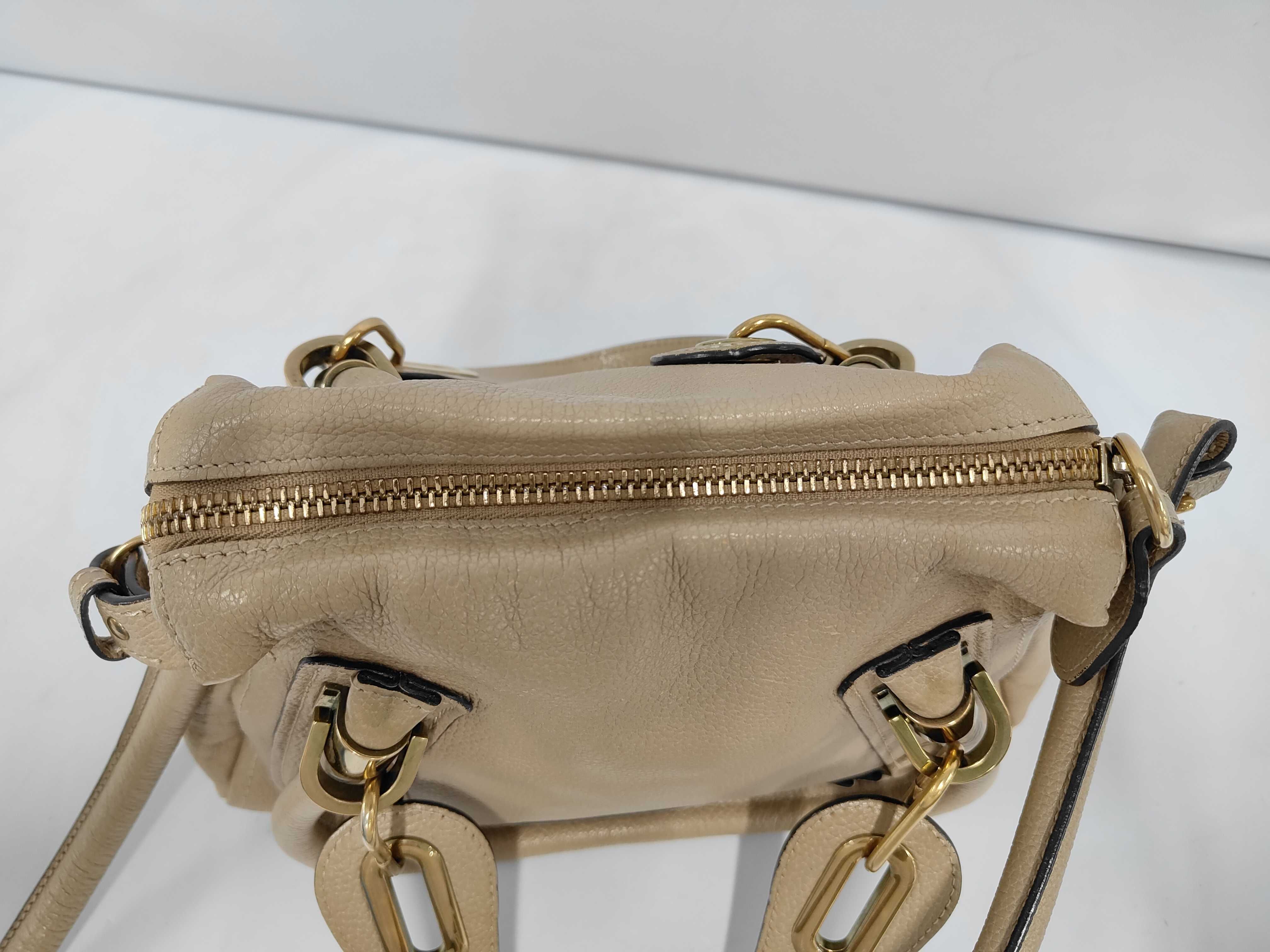 Paraty 2-Way Leather Handbag — view 9