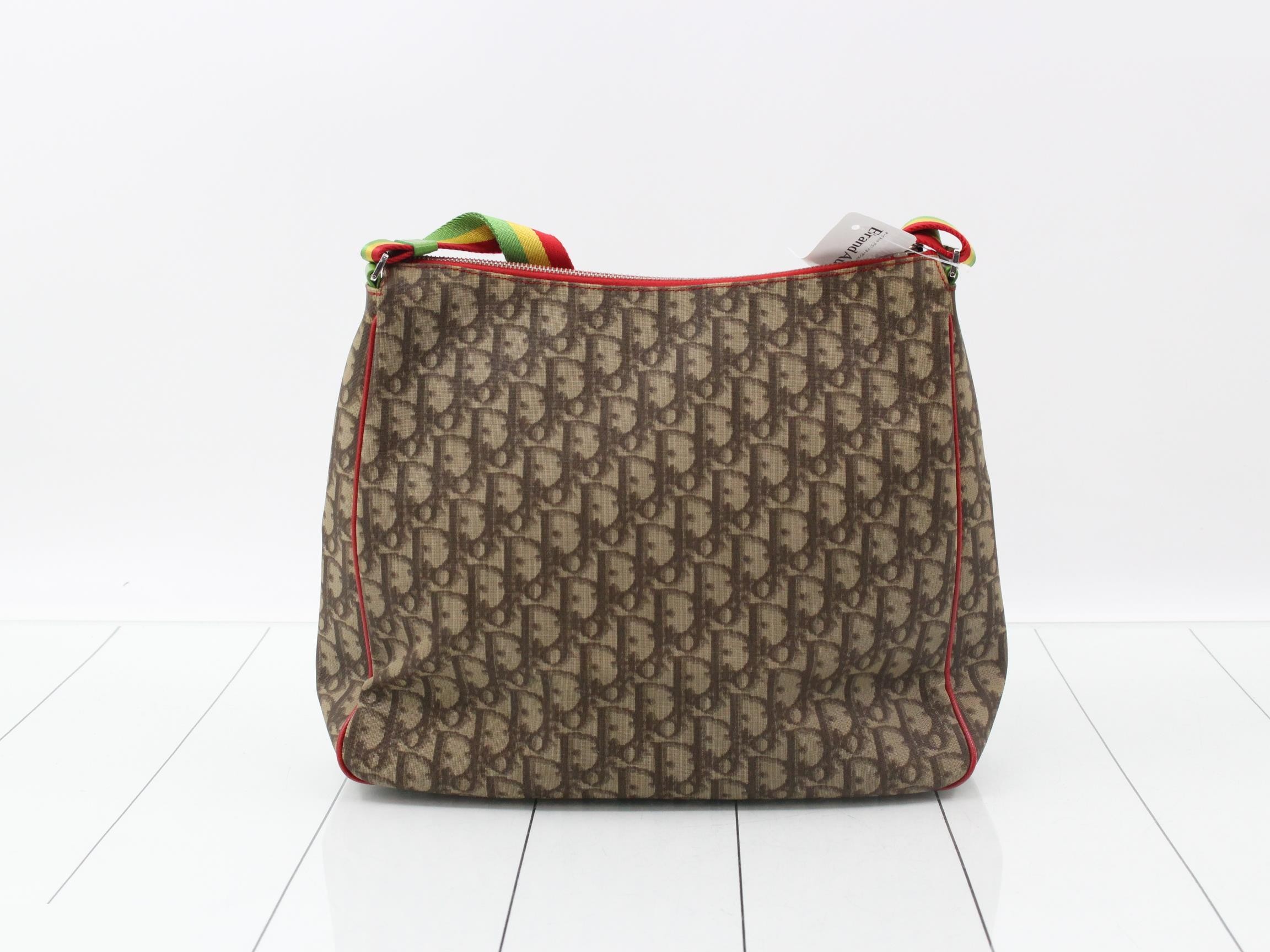Rasta Trotter (Bag) - Shoulder Bag — view 2