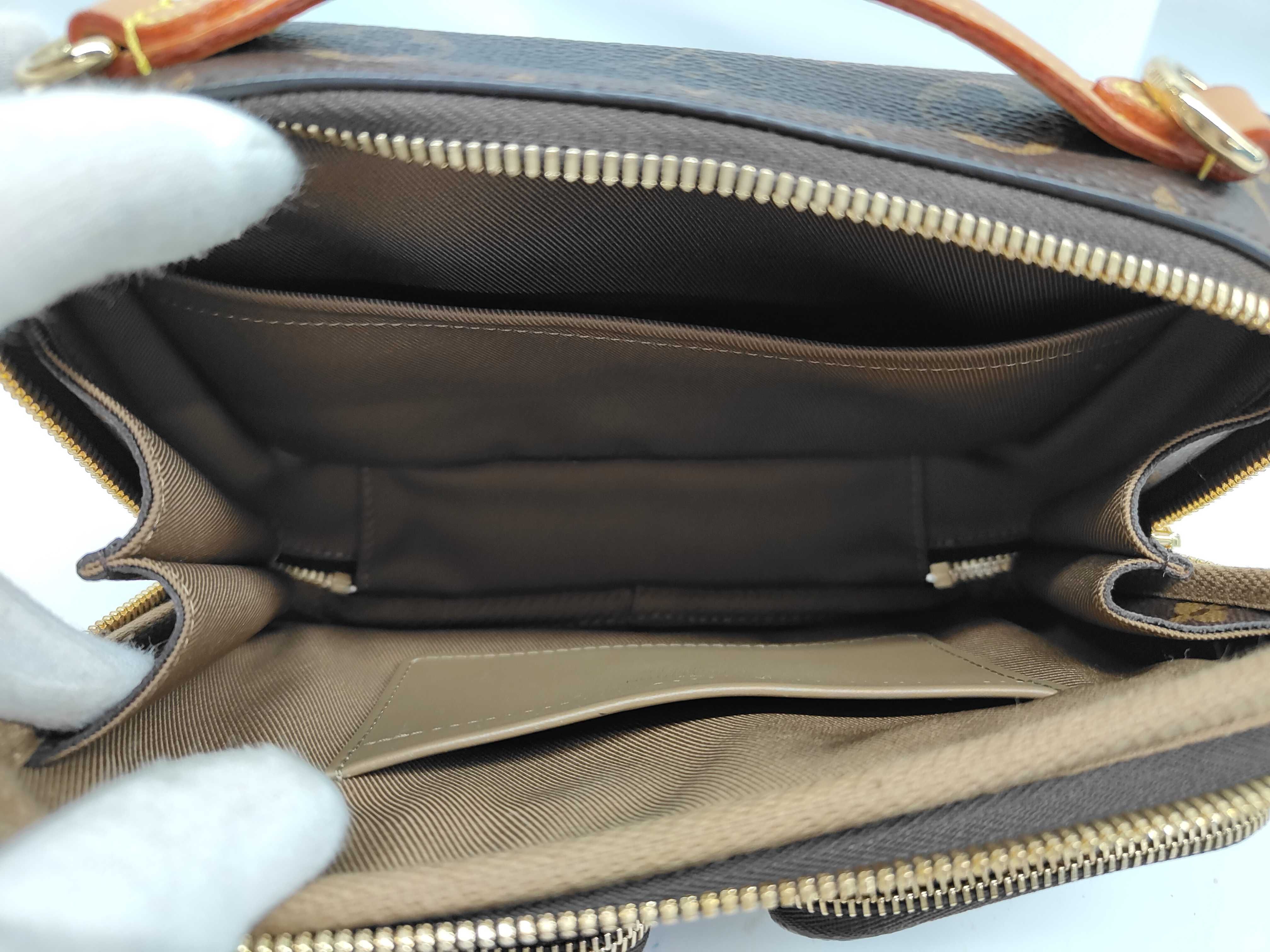 M80446 Utility Shoulder Bag — view 6