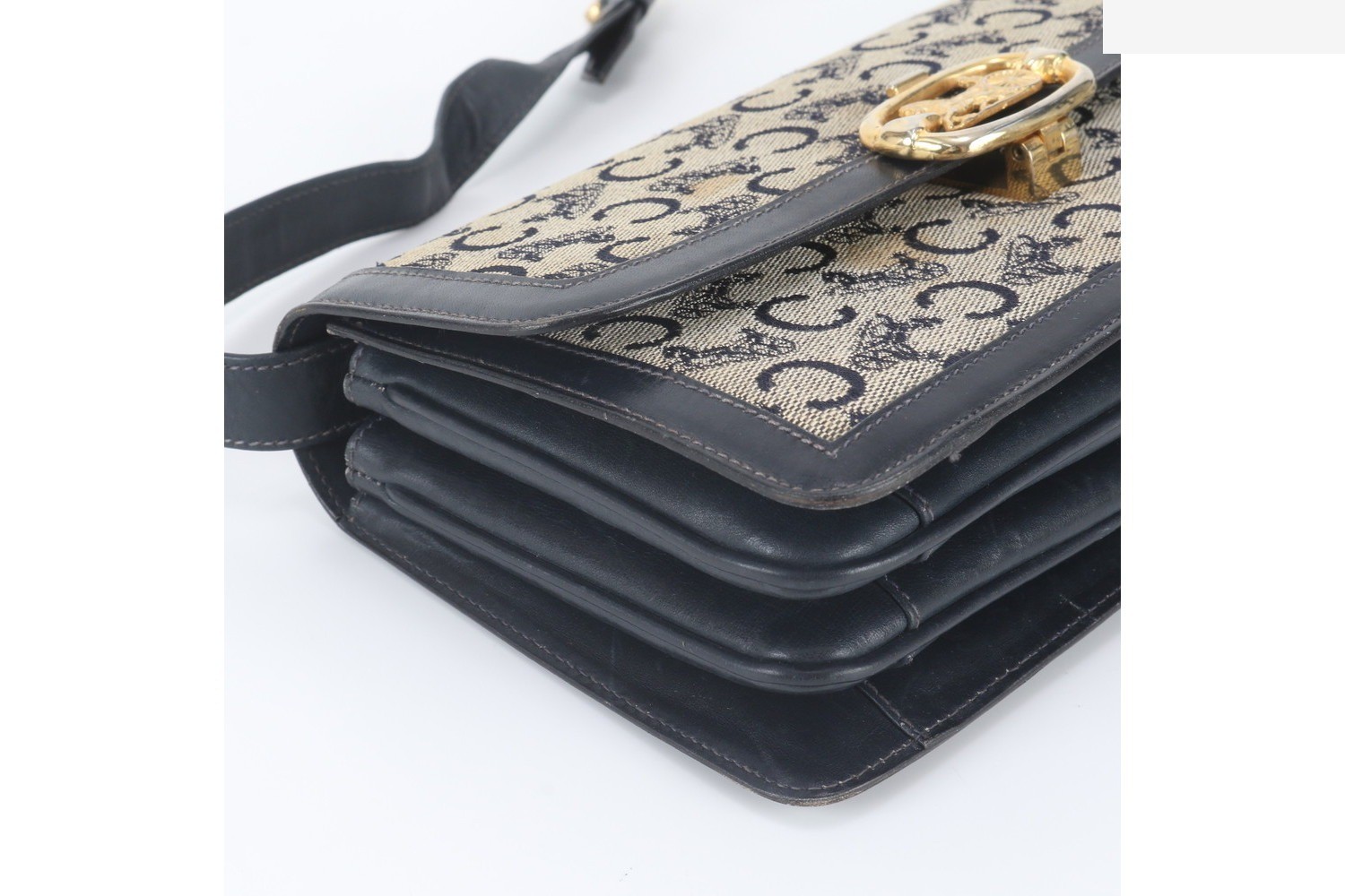 Sulky Canvas Carriage Hardware Leather Shoulder Bag — view 6