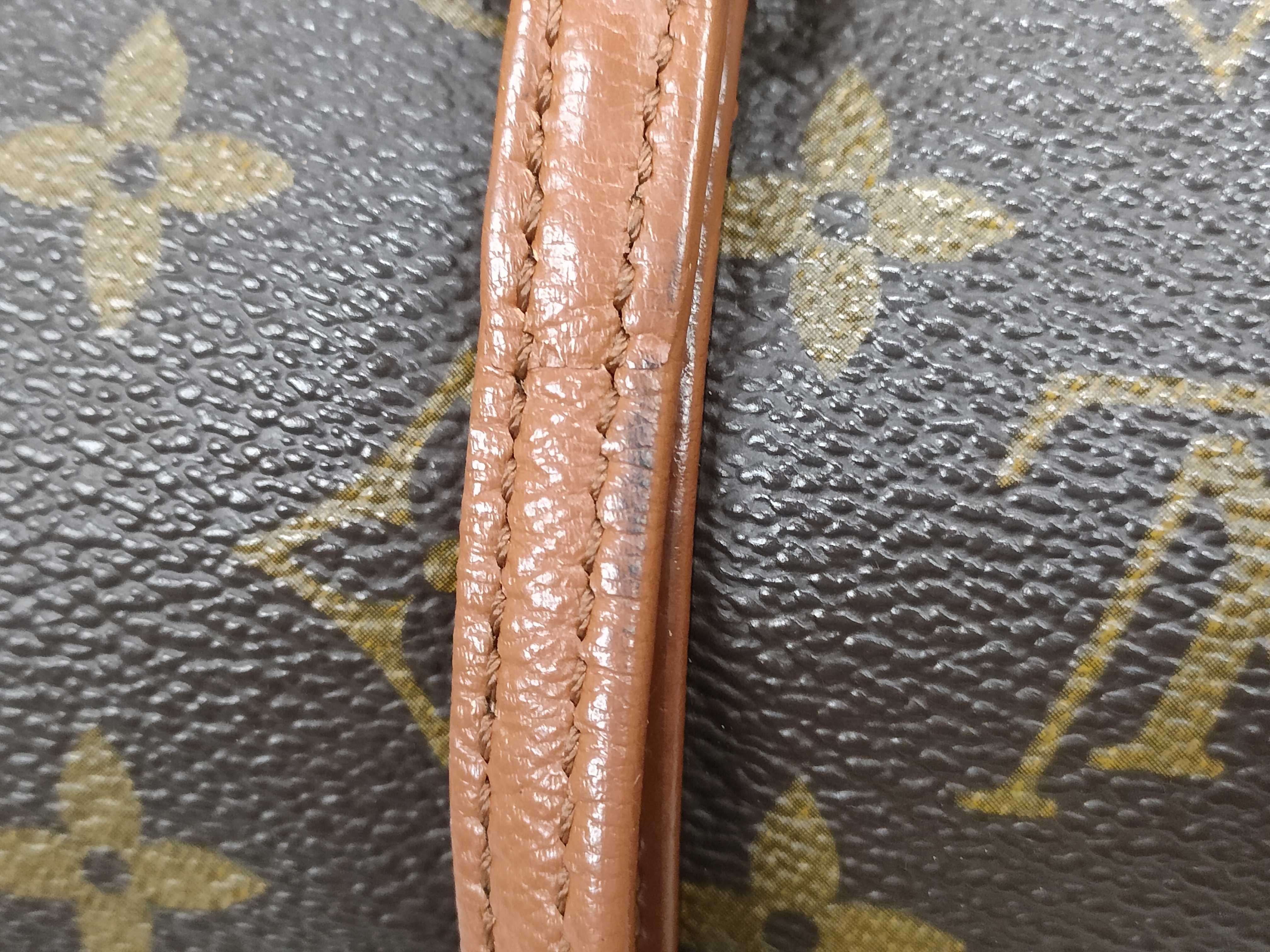 Monogram M51386 Papillon 26 (Old Model) Handbag — view 15