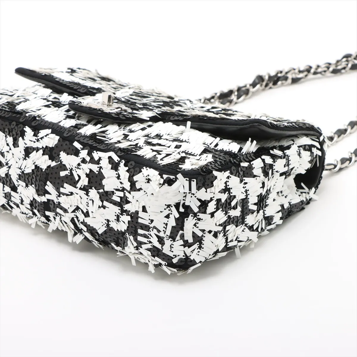 [Individually wrapped] Chanel Coco Mark Sequin Single Flap Double Chain Bag Black x White Silver Hardware 19409710 No. 19 — view 3