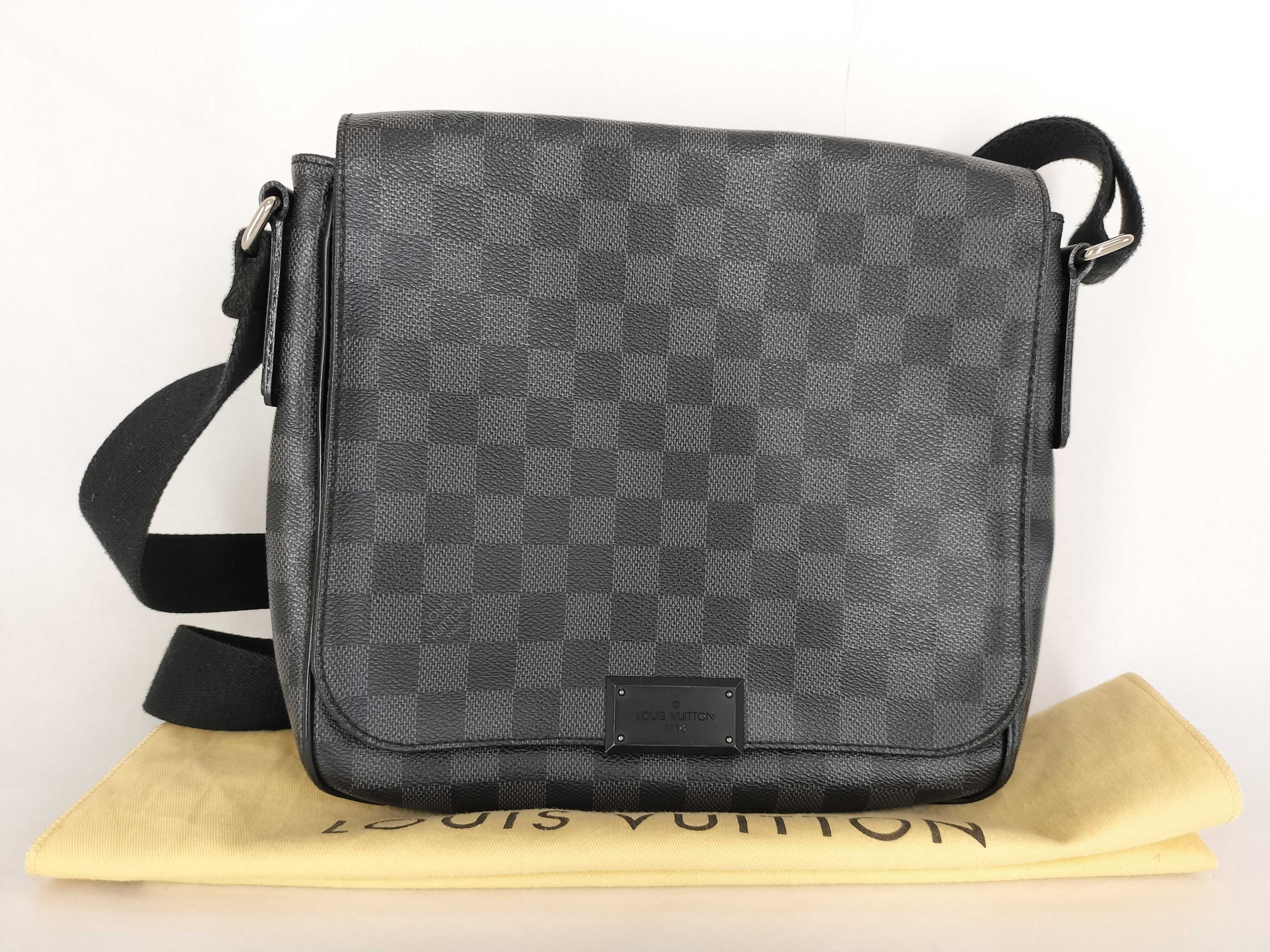 Damier Graphite Shoulder Bag Damier Graphite District PM N41260