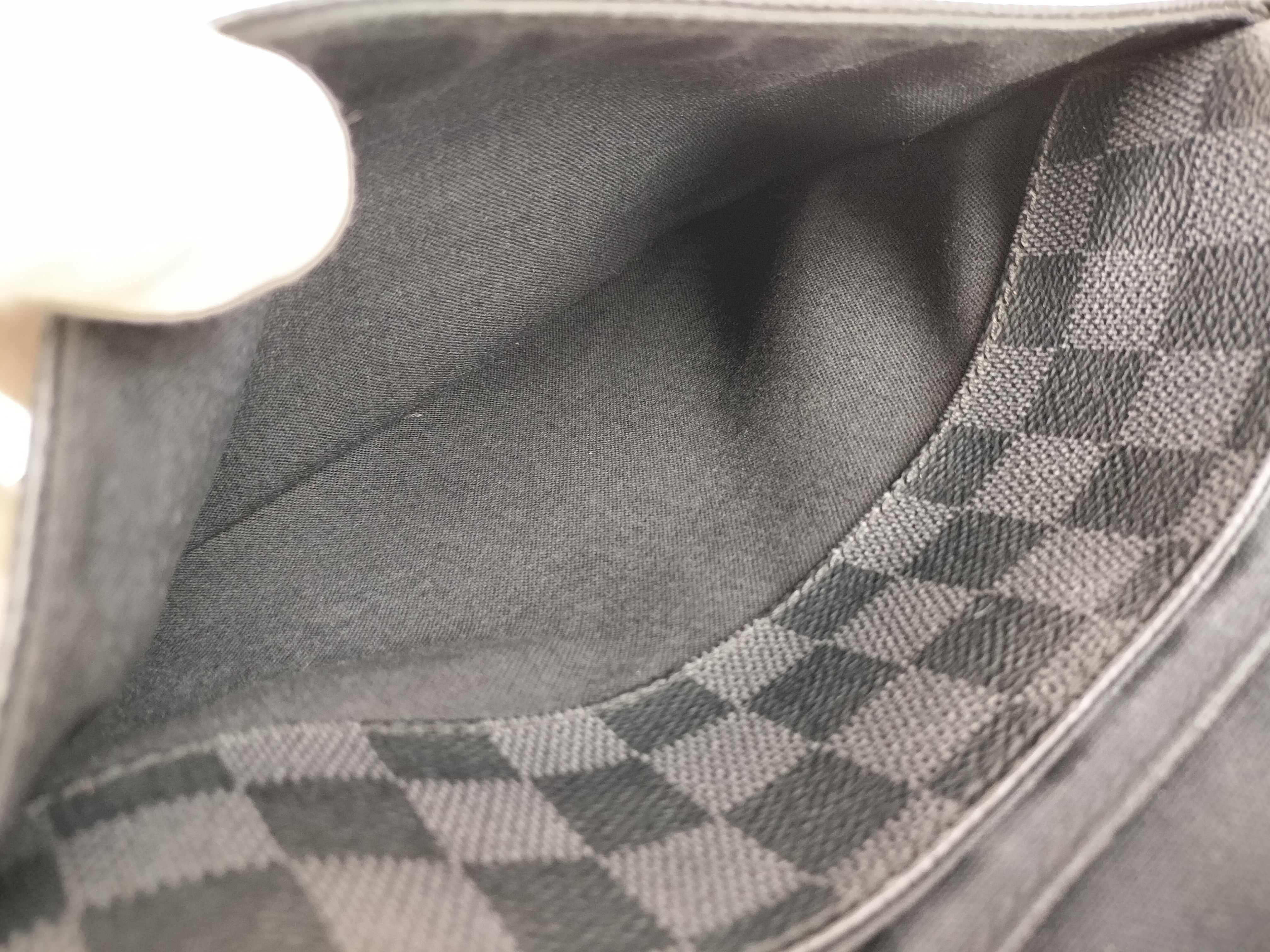 Damier Graphite Shoulder Bag Damier Graphite District PM N41260 — view 11