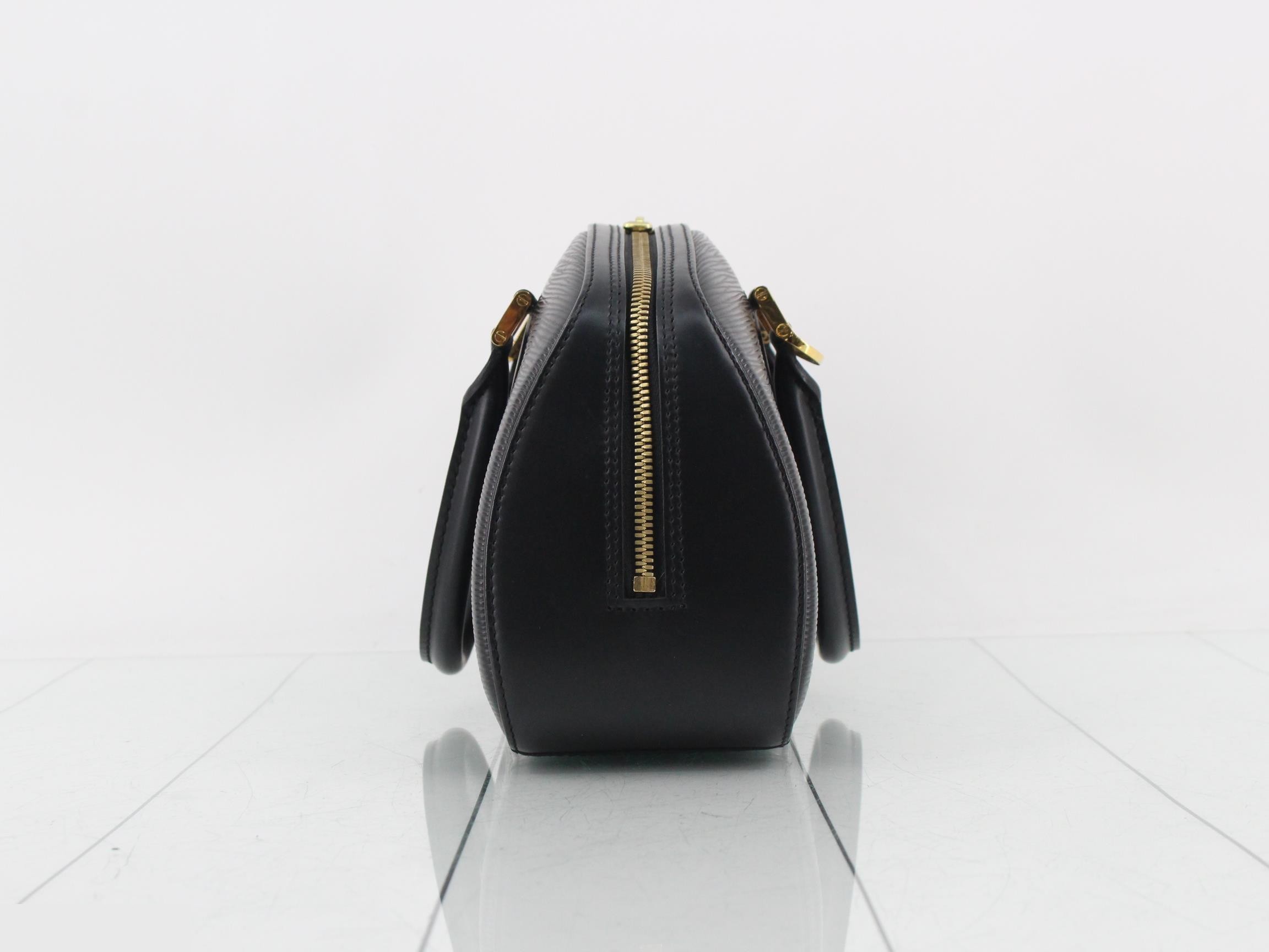 M52782 Jasmine Noir Louis Vuitton Epi Handbag Black — view 4
