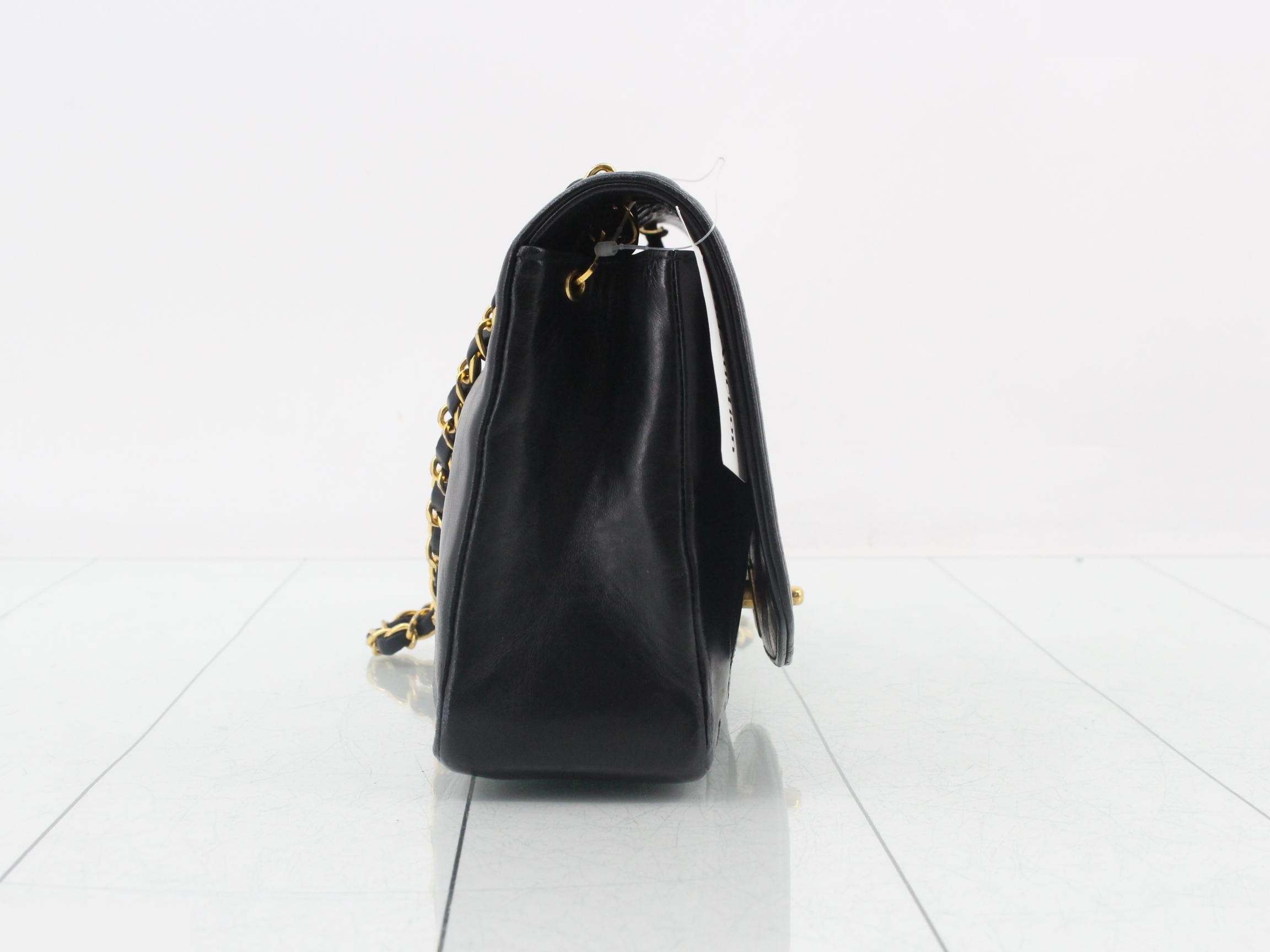 Matelassé Shoulder Bag — view 4