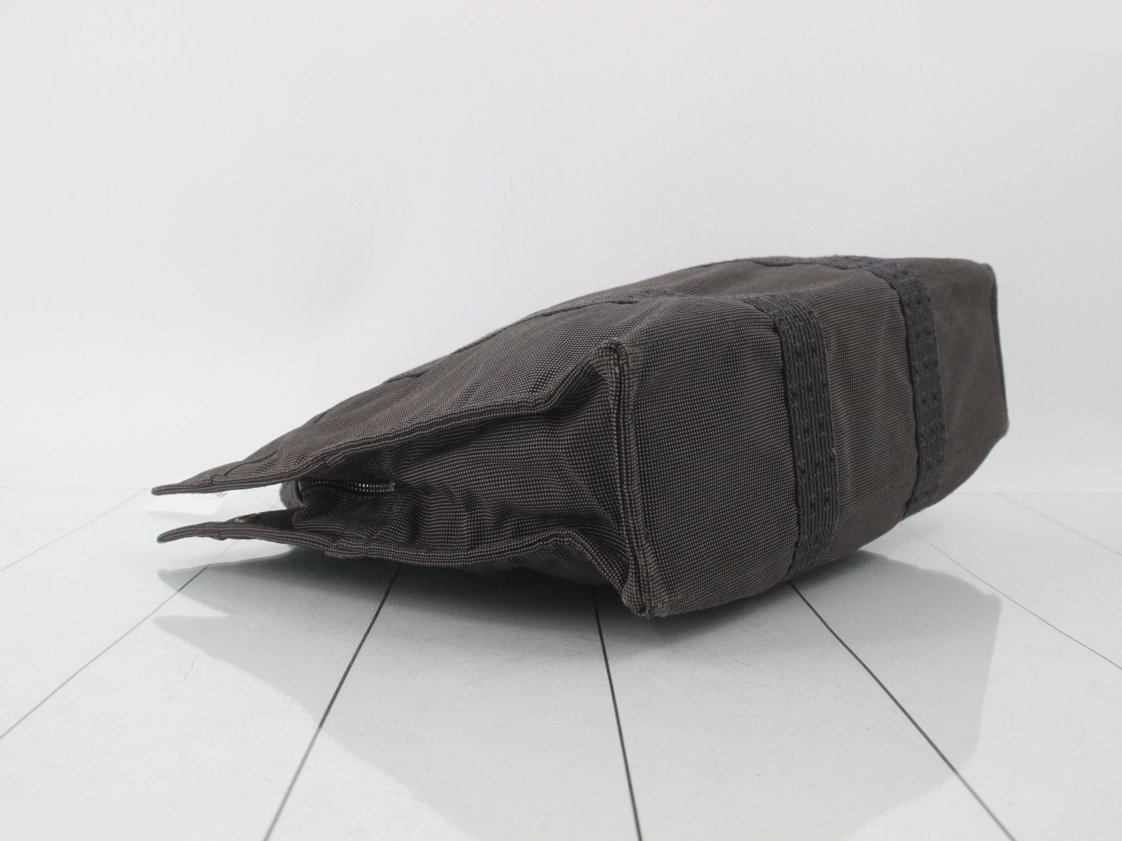 Tote MM, Herline Nylon, Gray — view 5