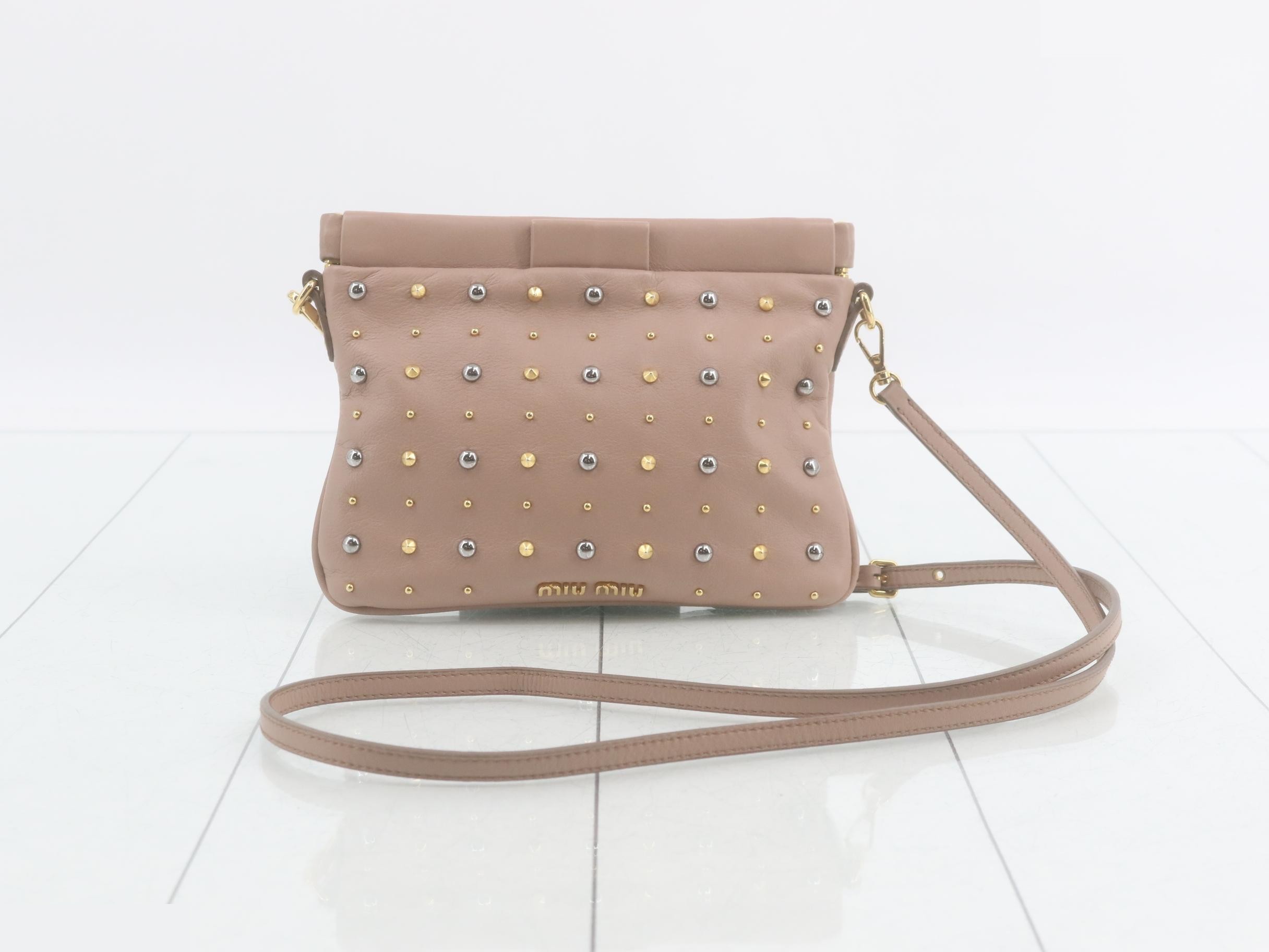 Shoulder bag, studded, pink leather