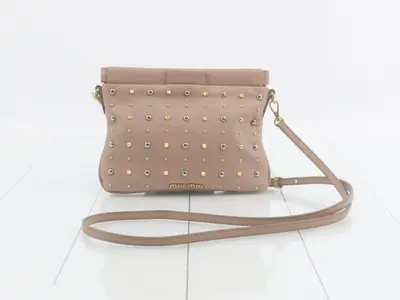 Shoulder bag, studded, pink leather