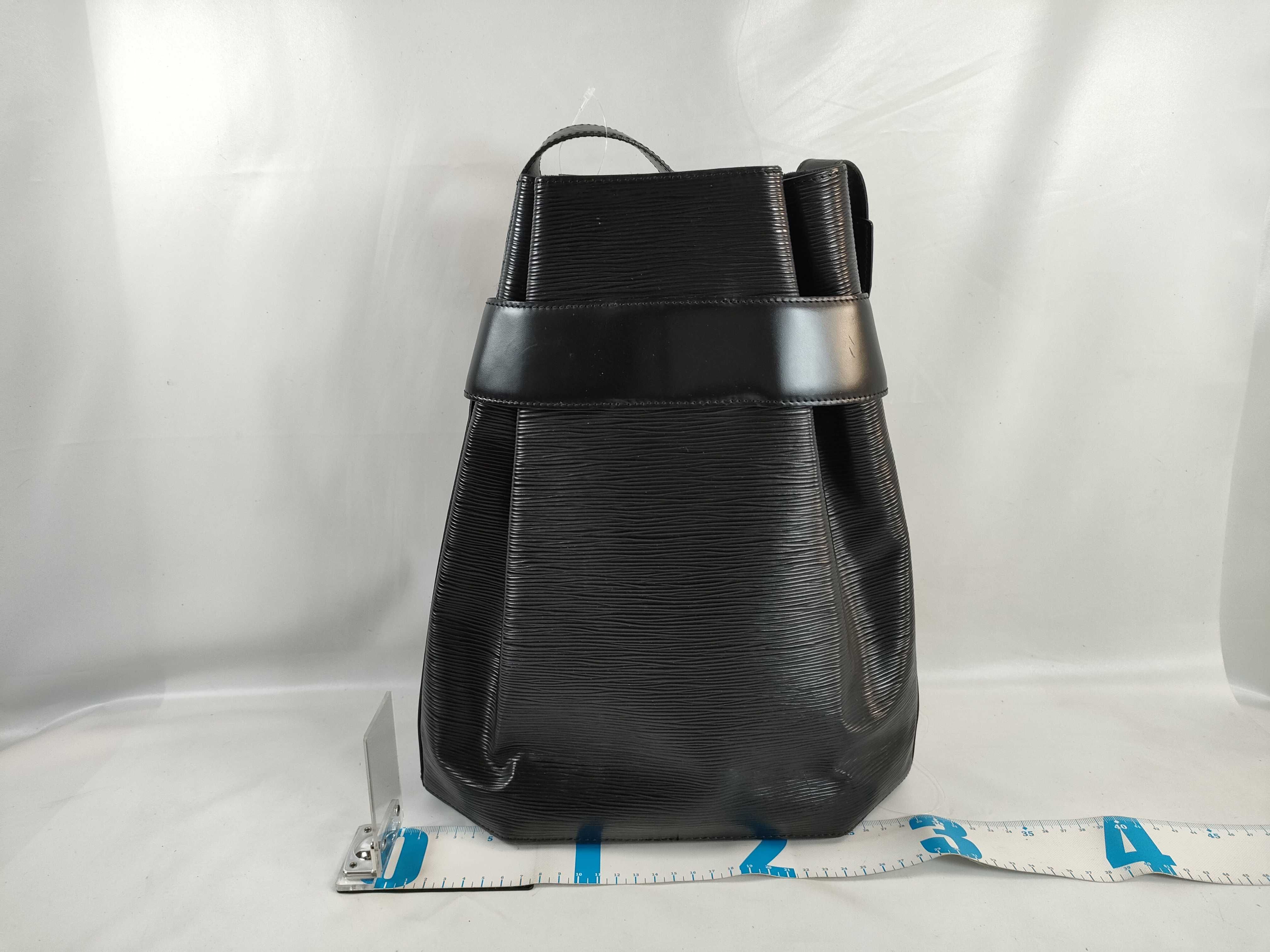 Epi Sac Depaule Black Shoulder Bag — view 2