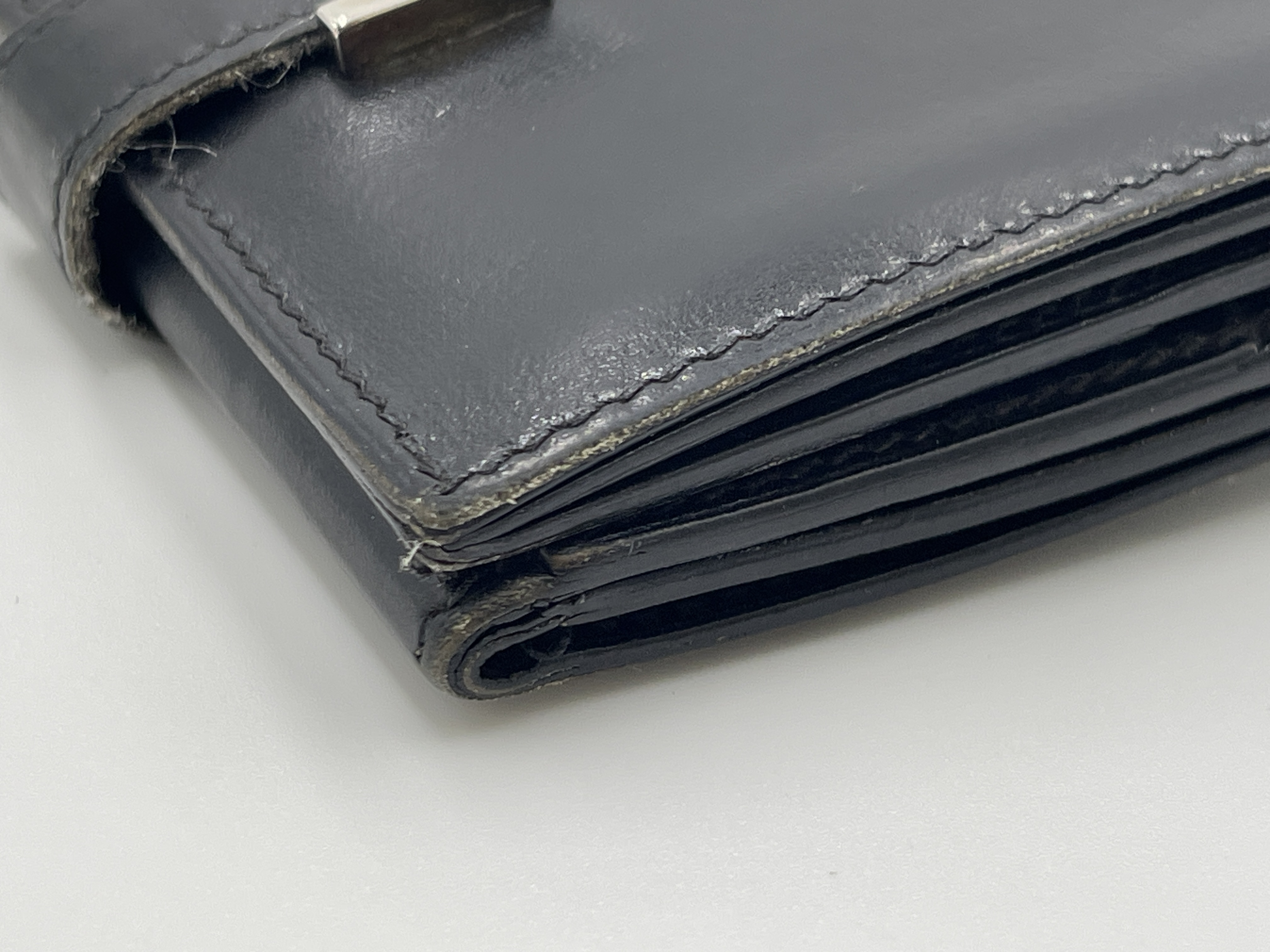 Bearn Compact Tri-fold Wallet ( L stamp) — view 12
