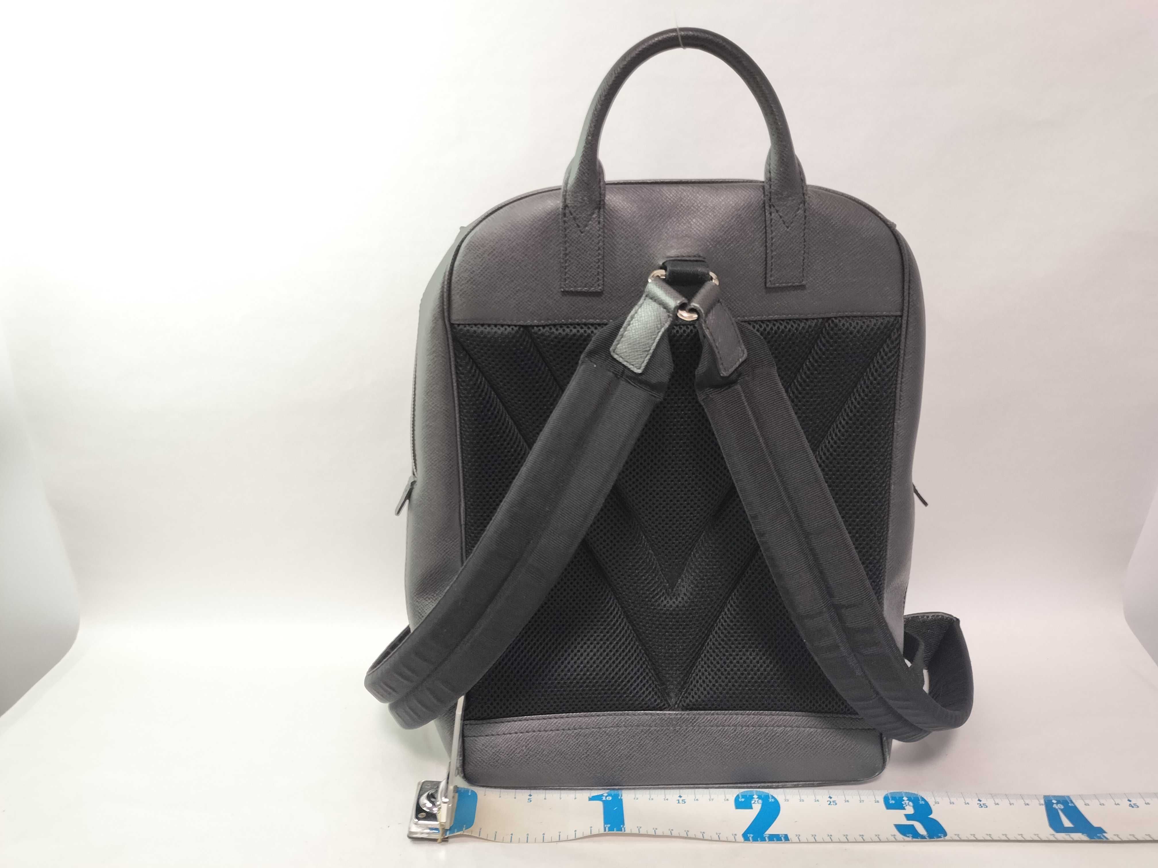 Taiga Louis Vuitton Taiga Grigori Backpack Rucksack — view 2