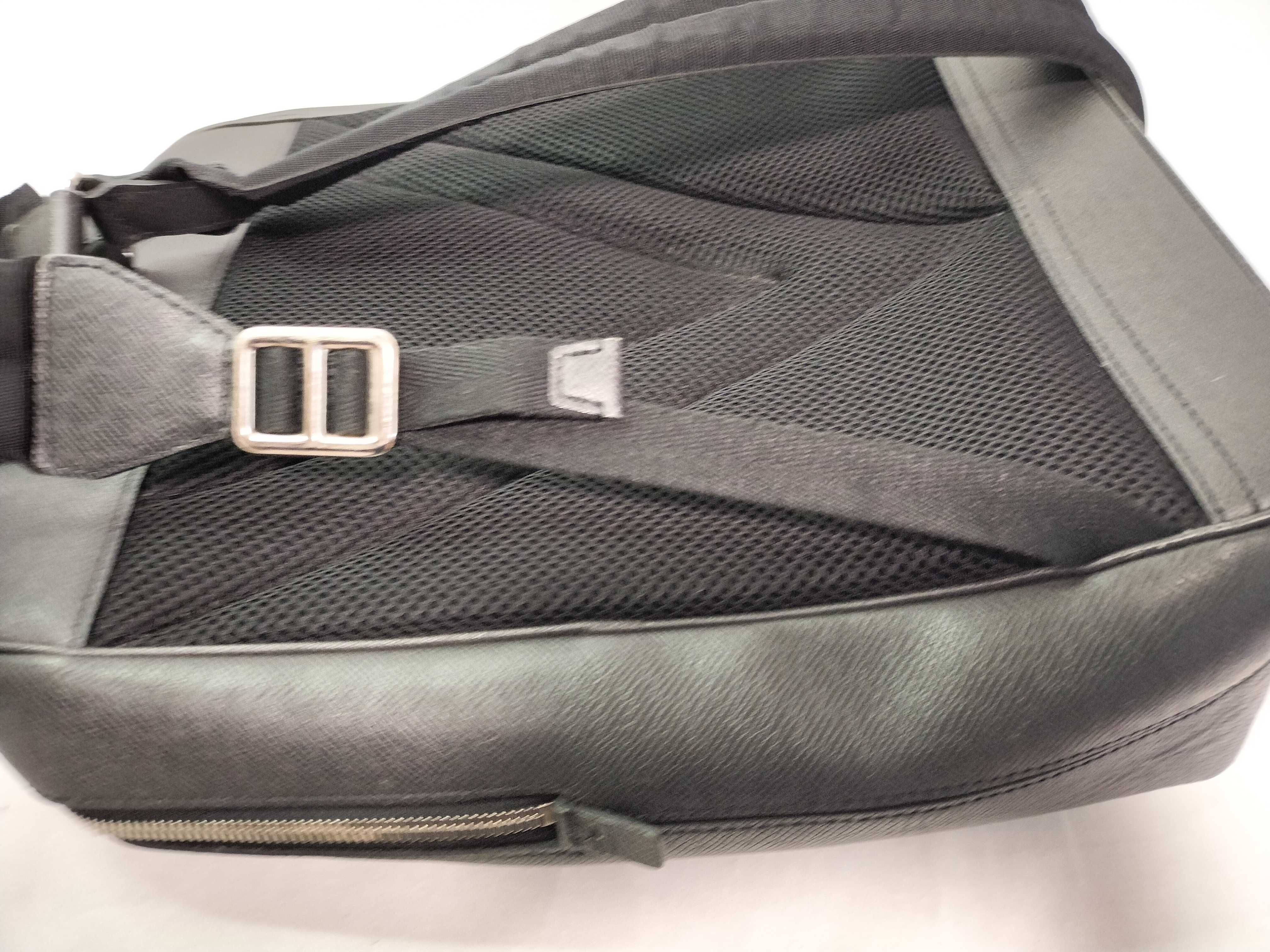 Taiga Louis Vuitton Taiga Grigori Backpack Rucksack — view 8