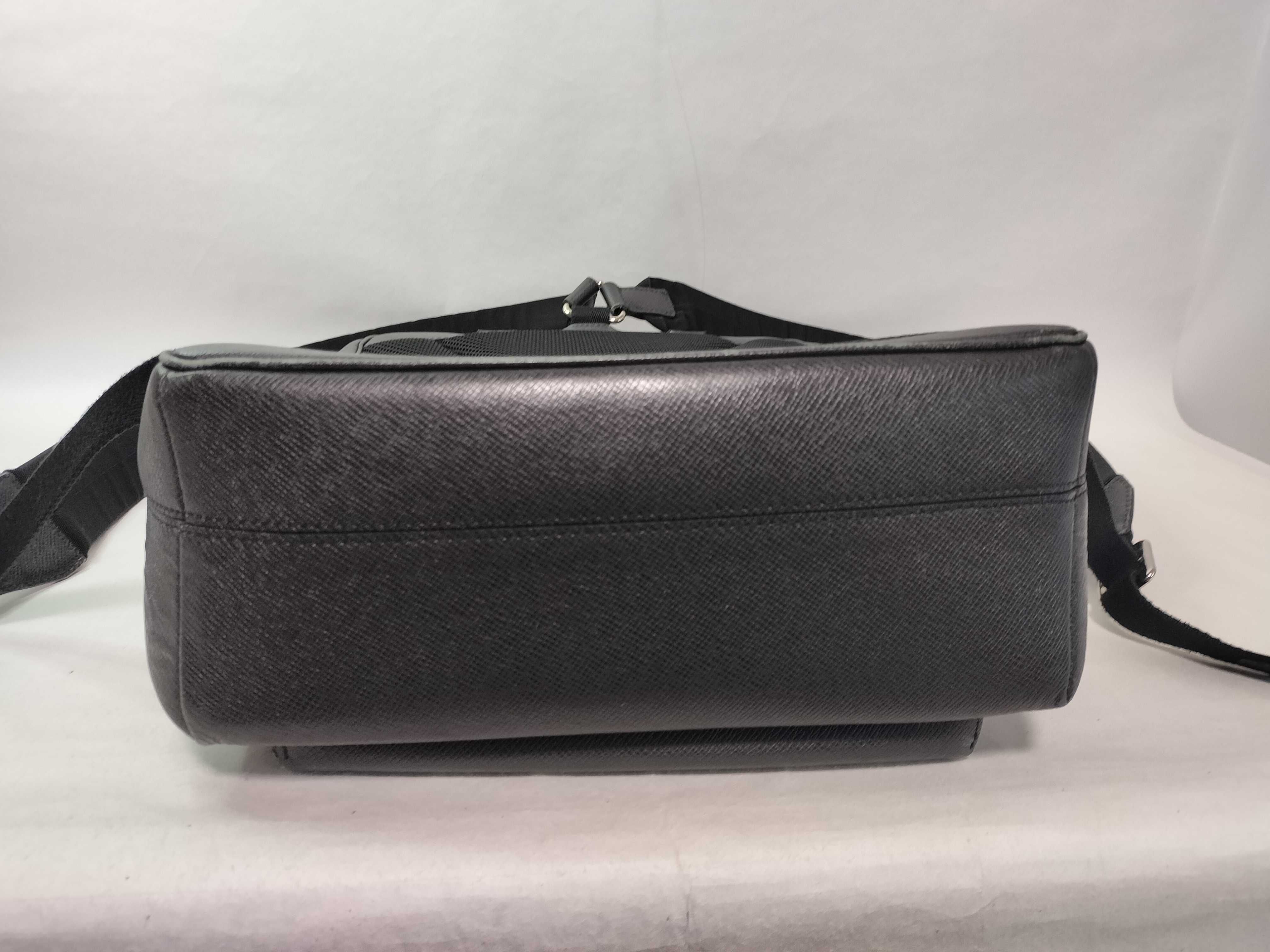 Taiga Louis Vuitton Taiga Grigori Backpack Rucksack — view 9