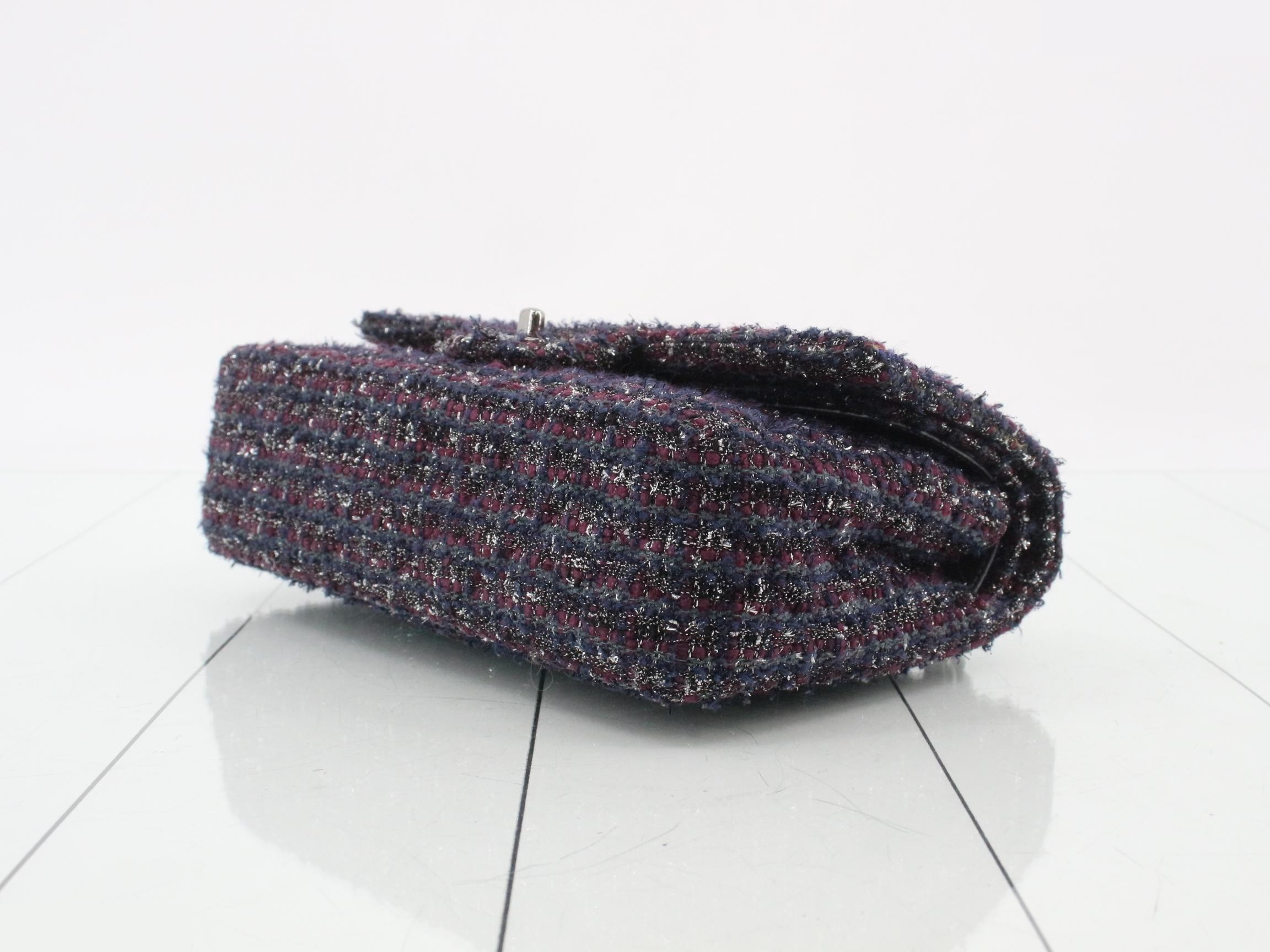 Matelassé 25 Shoulder Bag — view 6