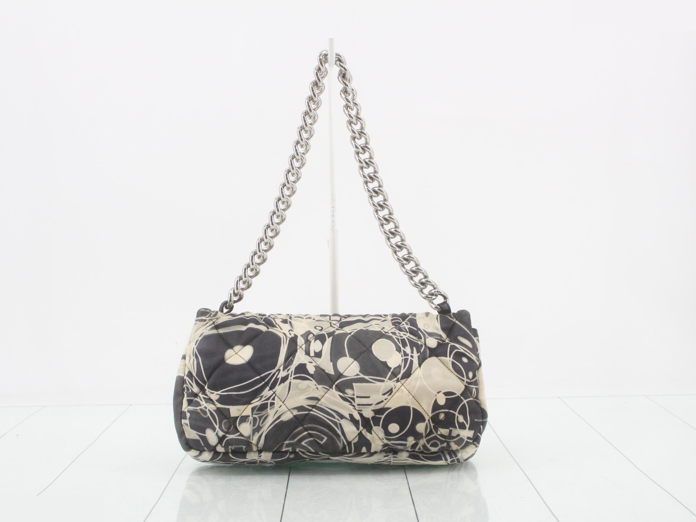 Matelassé (bag) - Shoulder bag — view 2