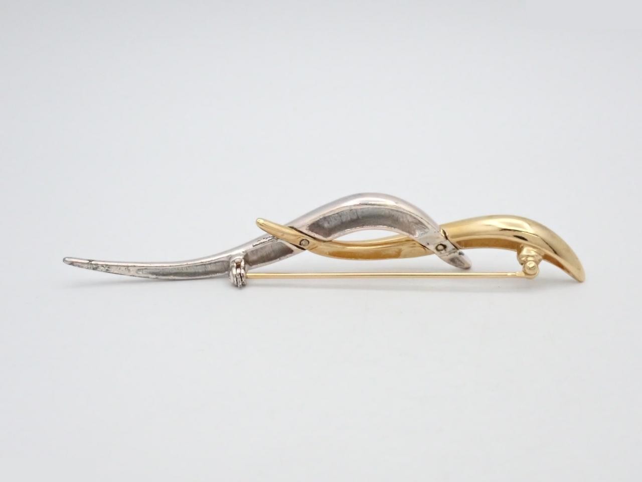 Gold and silver brooches — view 2