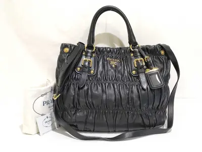 Nappa Gaufre Black 2-Way Leather Handbag BN1789 Handbag