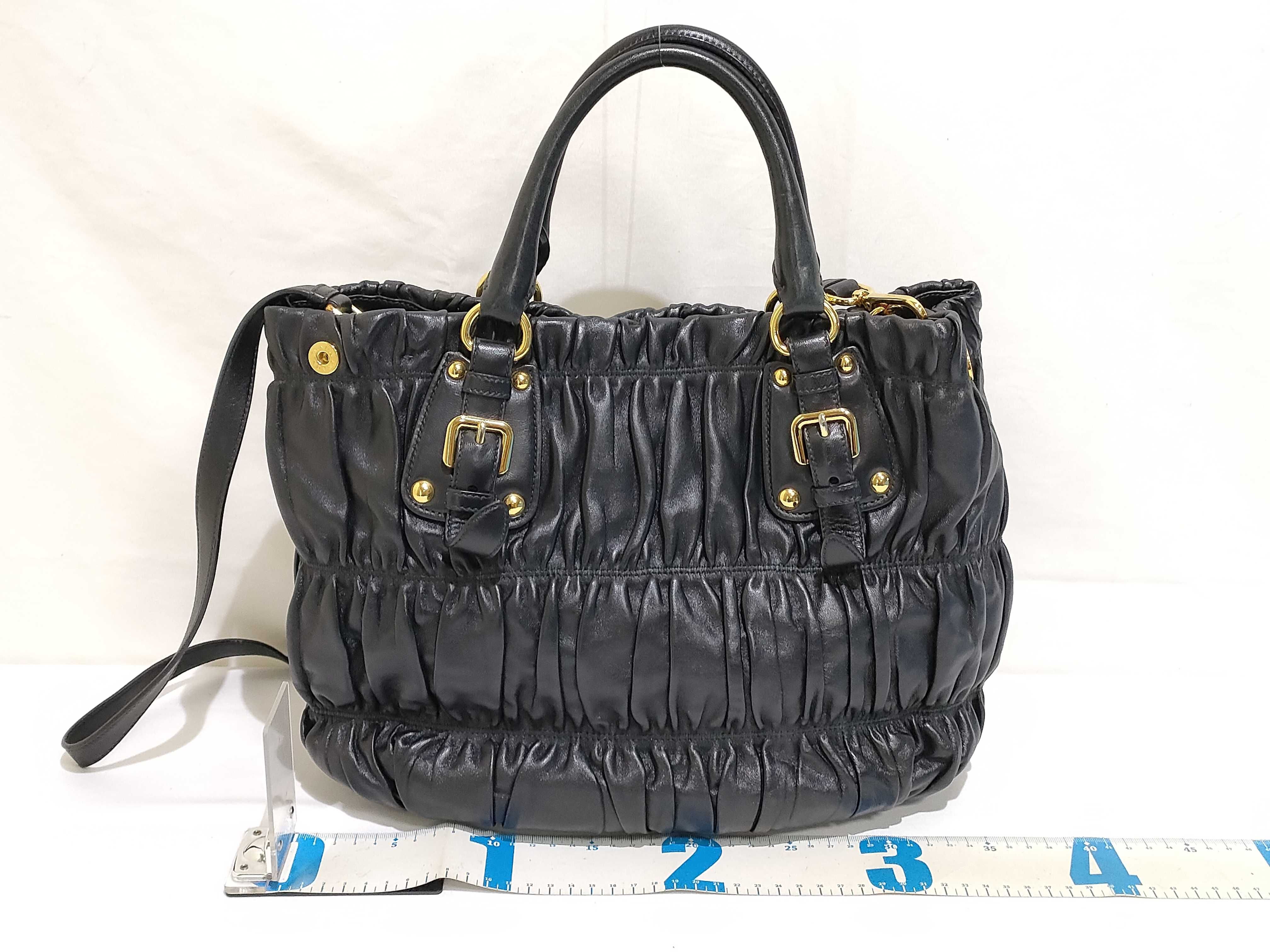 Nappa Gaufre Black 2-Way Leather Handbag BN1789 Handbag — view 2